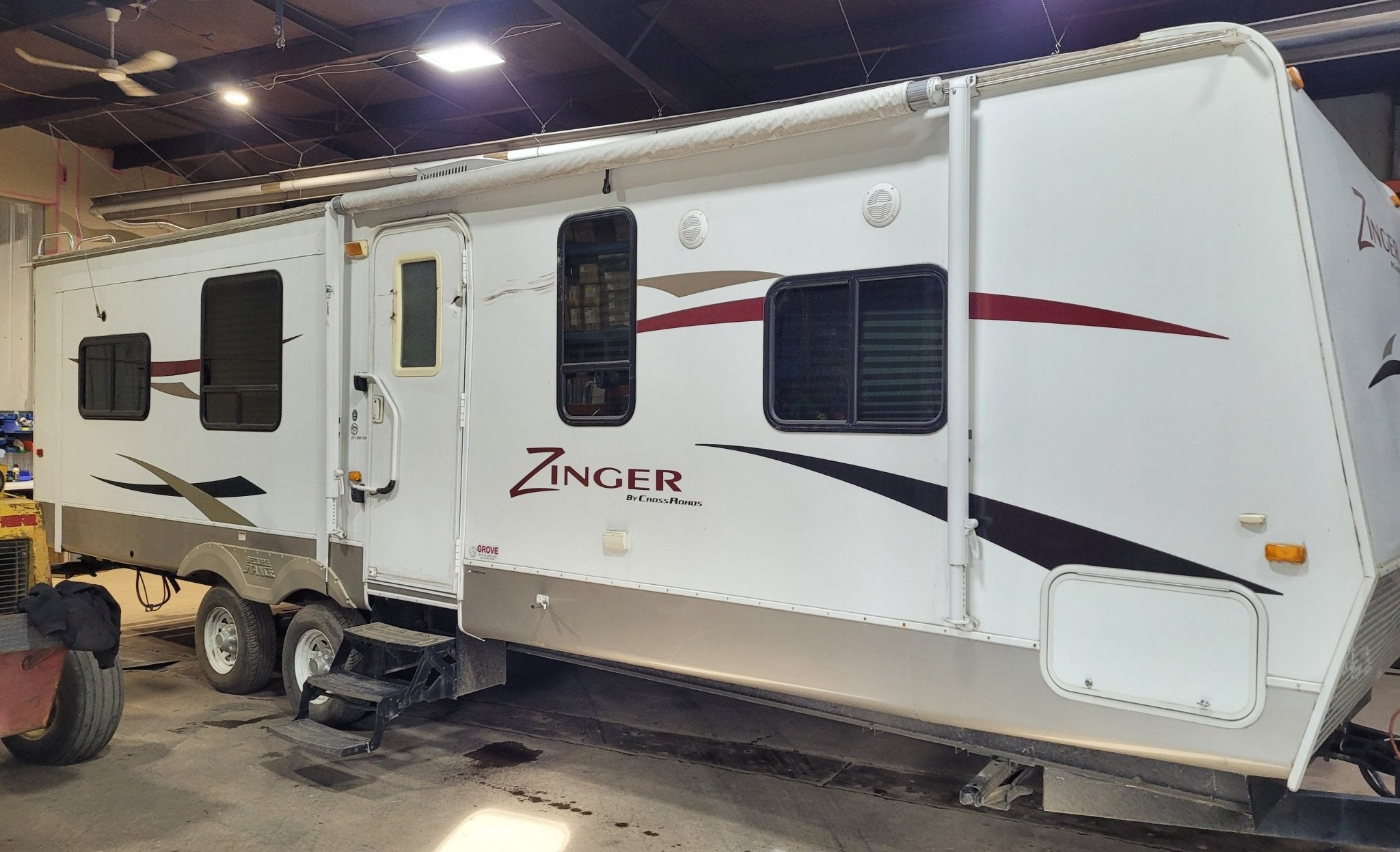 Shop 2010 Zinger ZT29DS114 Bumper Pull Parts List CrossRoads RV