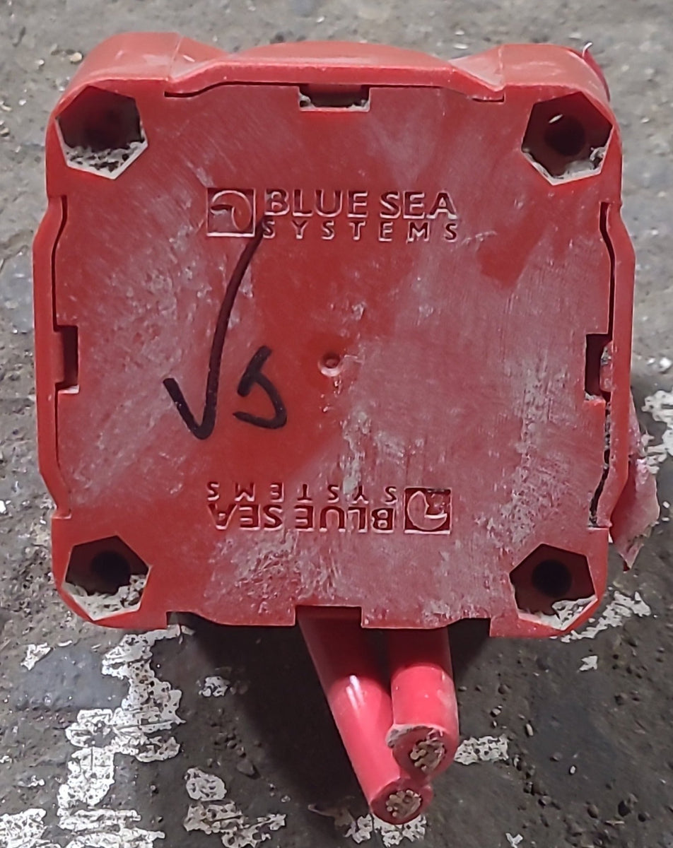 Oreilet Blue Sea 6006 Accu-isolatieschakelaar, DC 12-48V 9002E Oreilet Blue Sea 6006 Accu-isolatieschakelaar, DC 12-48V 9002E
