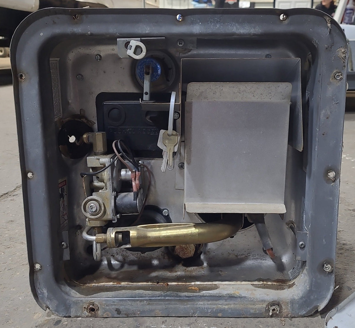 Buy Used Complete SW6DE Suburban Hot Water Heater 6 Gal. Online Young