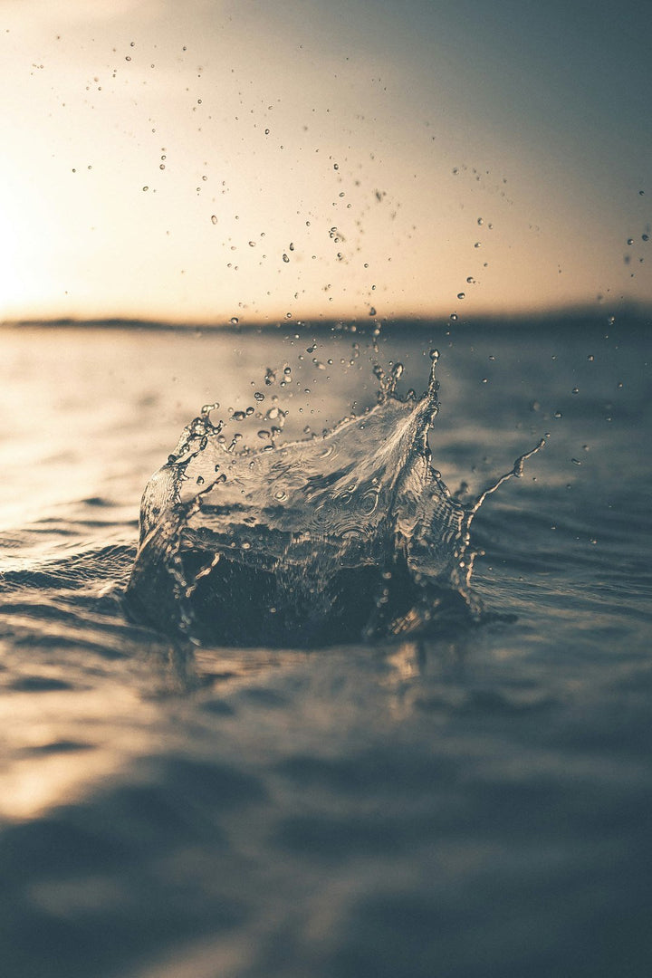 Tankless Water Heaters vs. Traditional Water Heaters: A Comparison for Your RV, Camper, Trailer, or Motorhome - Young Farts RV Parts