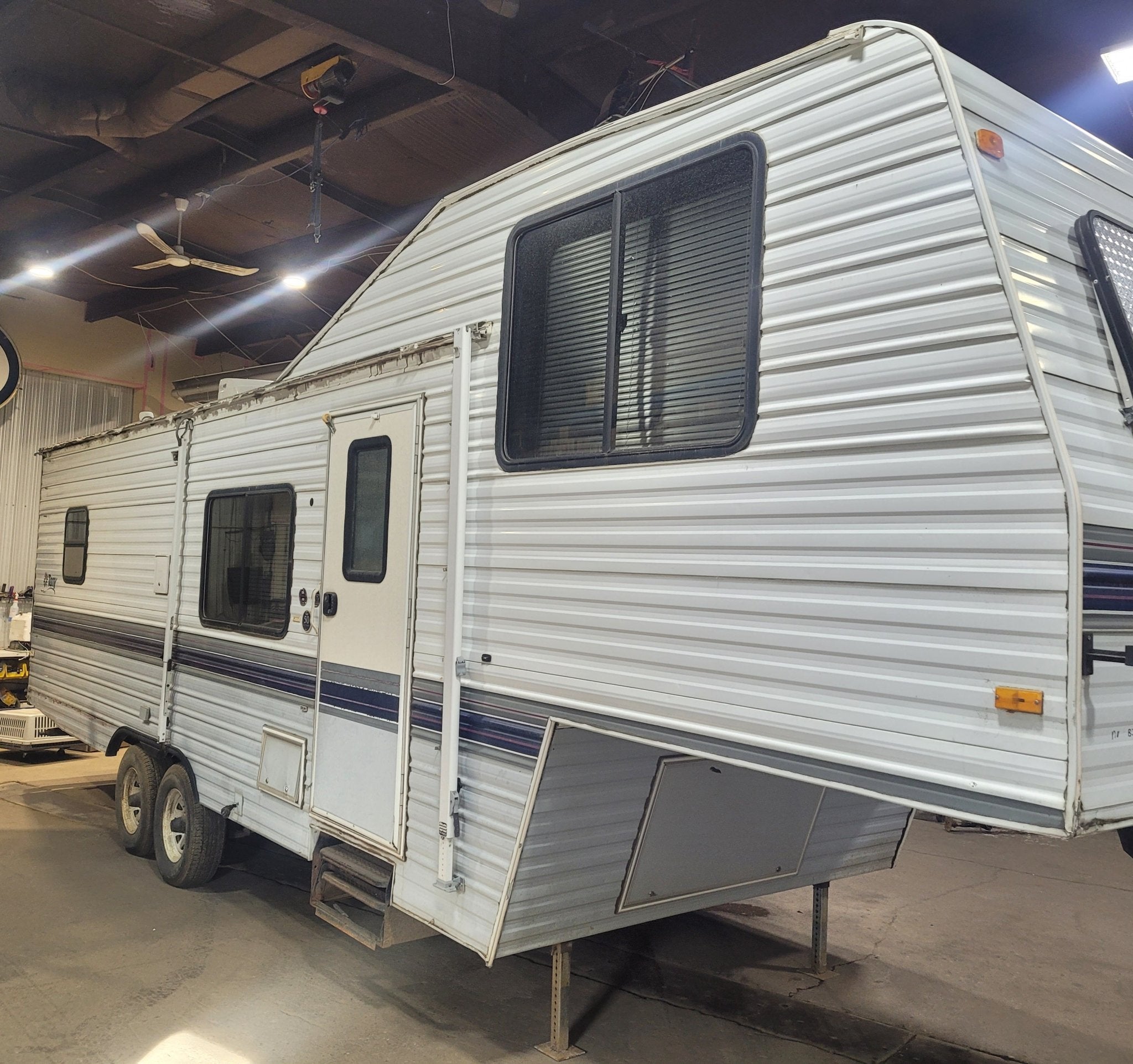 1995 Terry 29 5R Fifth Wheel Parts List - Fleetwood Travel Trailers Inc. - Young Farts RV Parts