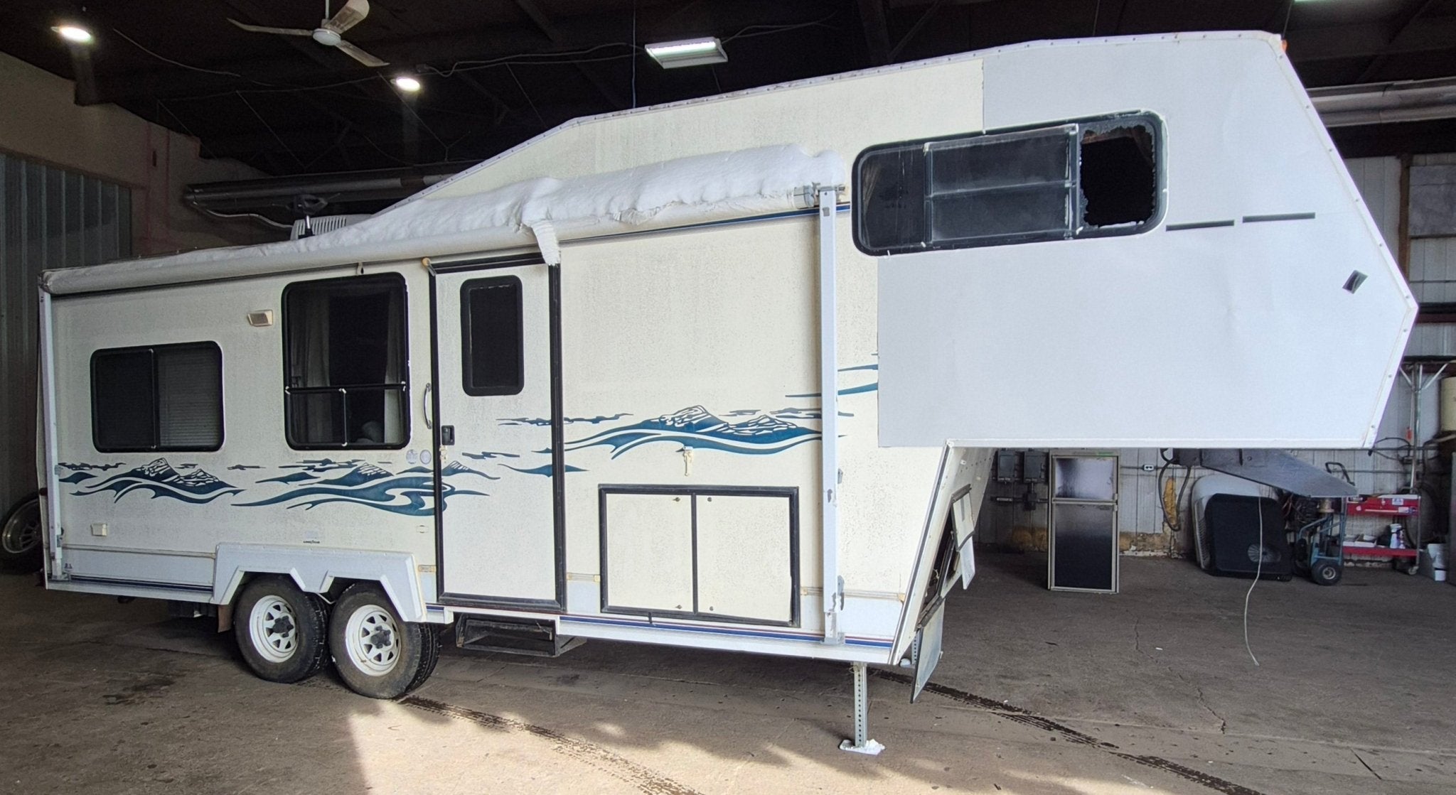 1997 Kustom Koach KW260 Fifth Wheel Parts List - Travelaire Canada - Young Farts RV Parts