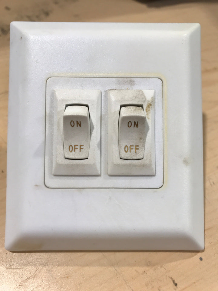 Used 12v RV Double Light Switch