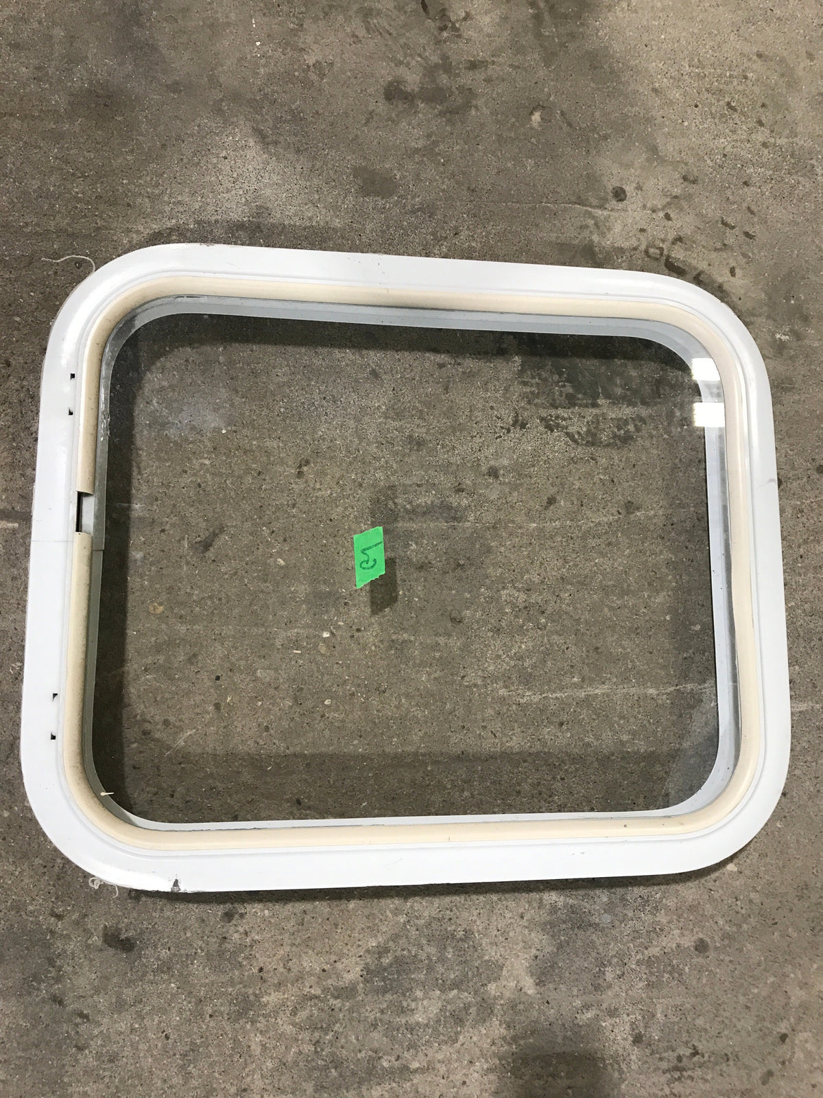 Used White Radius Non Opening Window : 17 1/2