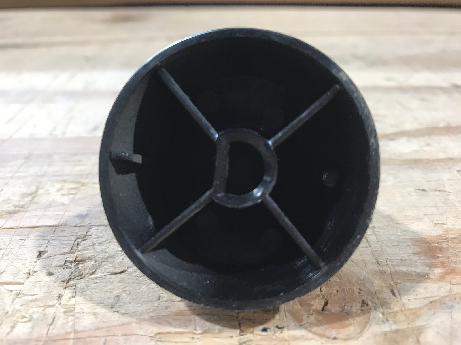 Used Magic Chef Oven Thermostat Knob - 74004645