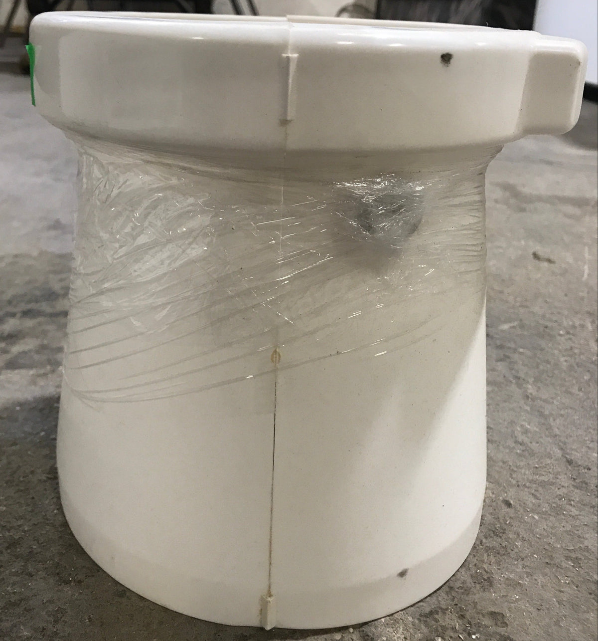 Used Dometic Base Cover - 385310111
