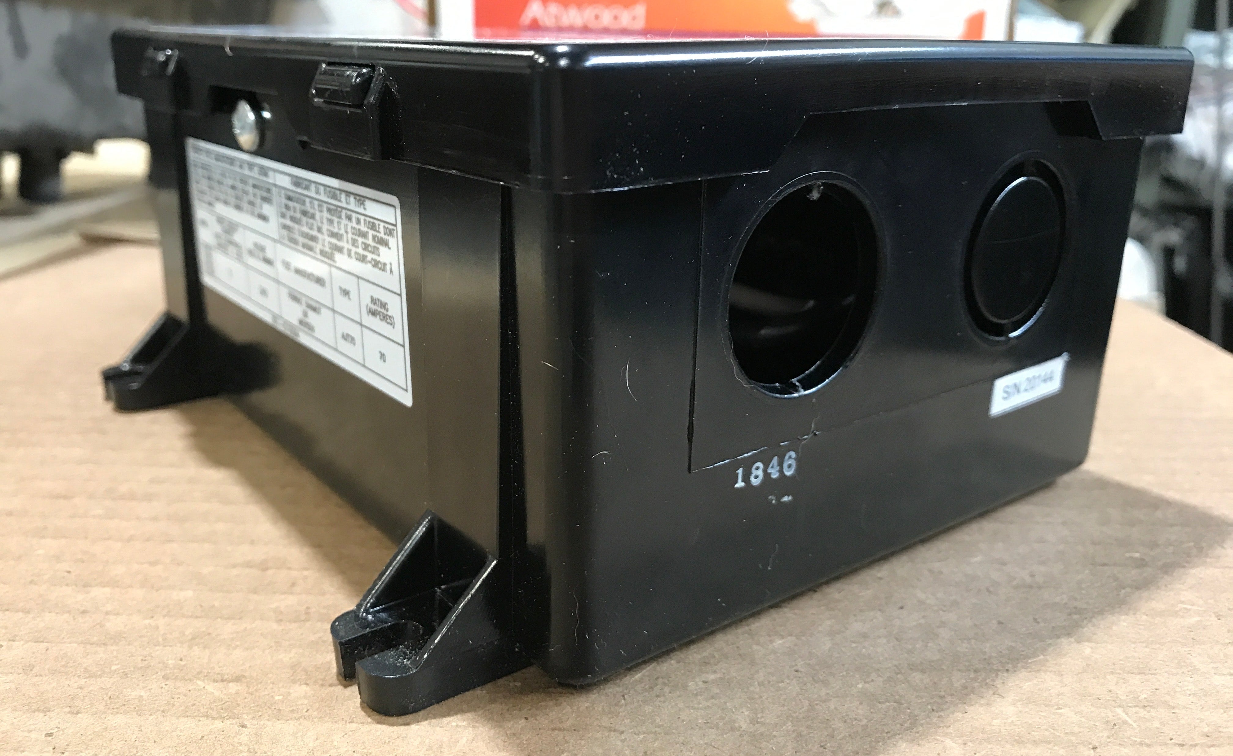 Used SouthWire Power Transfer Switch 30 Amp - 41300