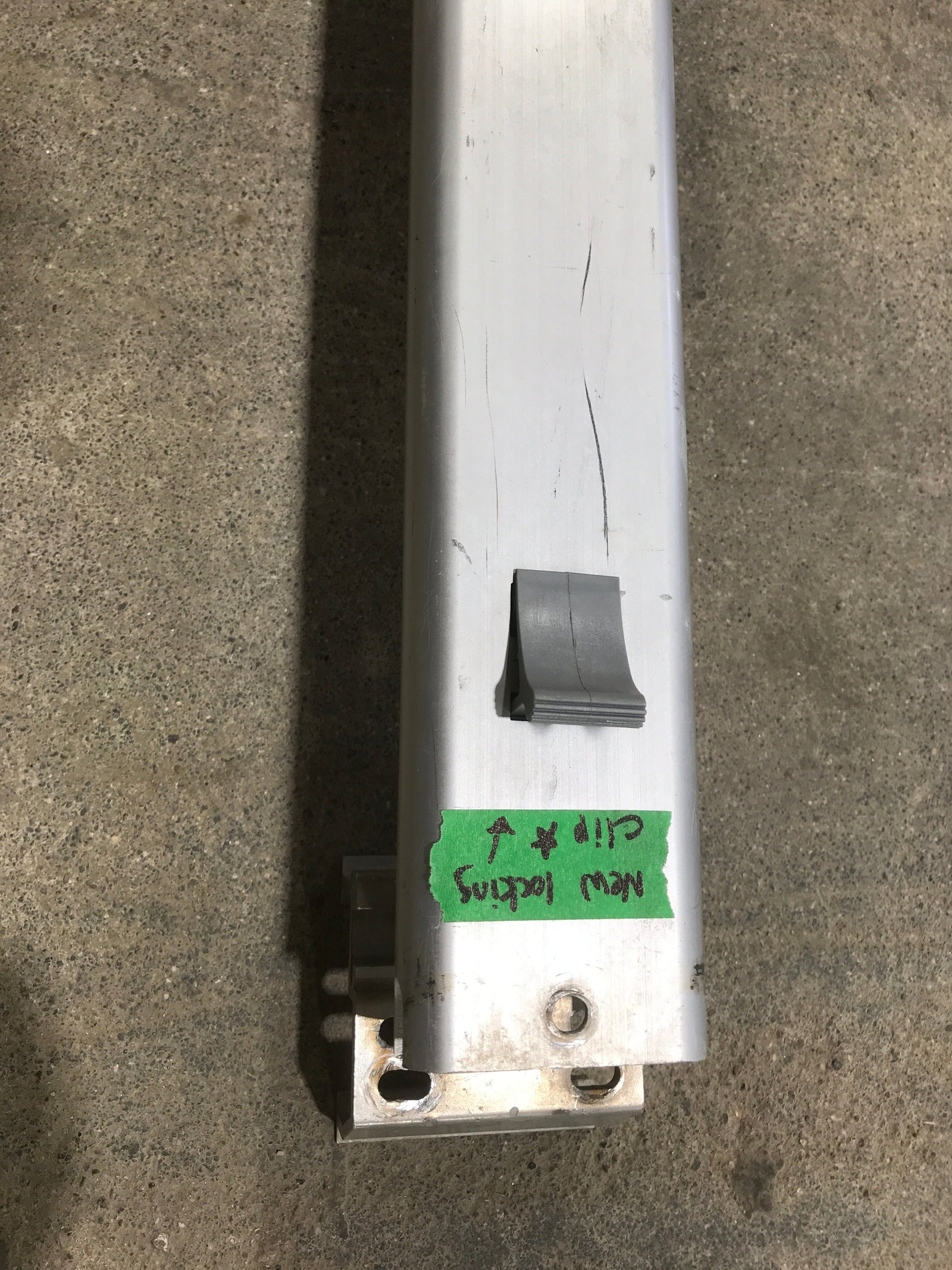 Used Dometic / A&E 8500 Awning Single Manual Arm - 73