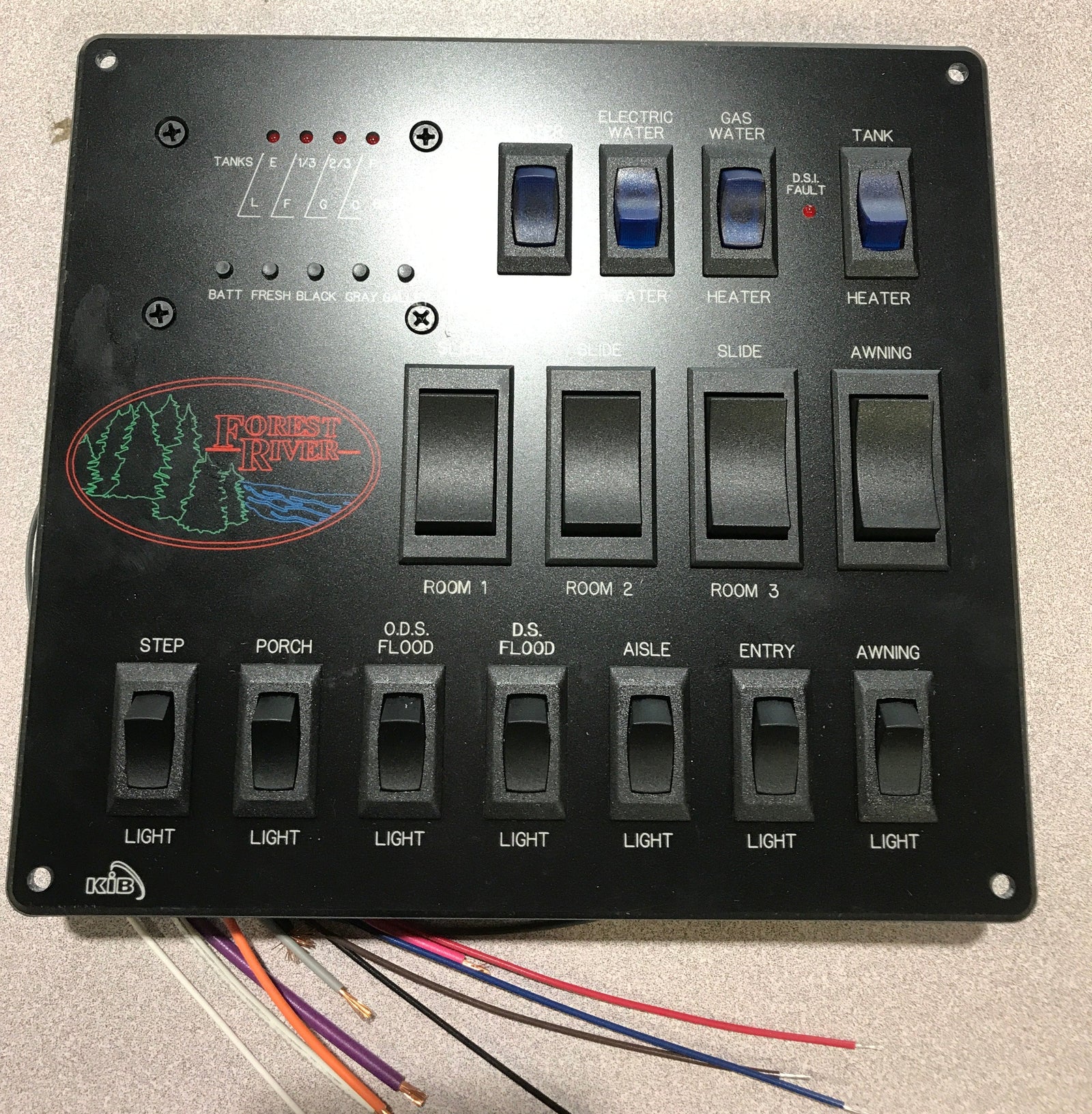 Used KIB Command Center M1880