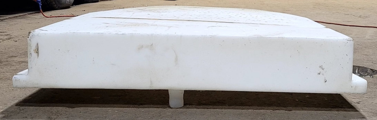 Used Fresh Water Tank 5” H x 31” W x 46 1/4” L - Young Farts RV Parts