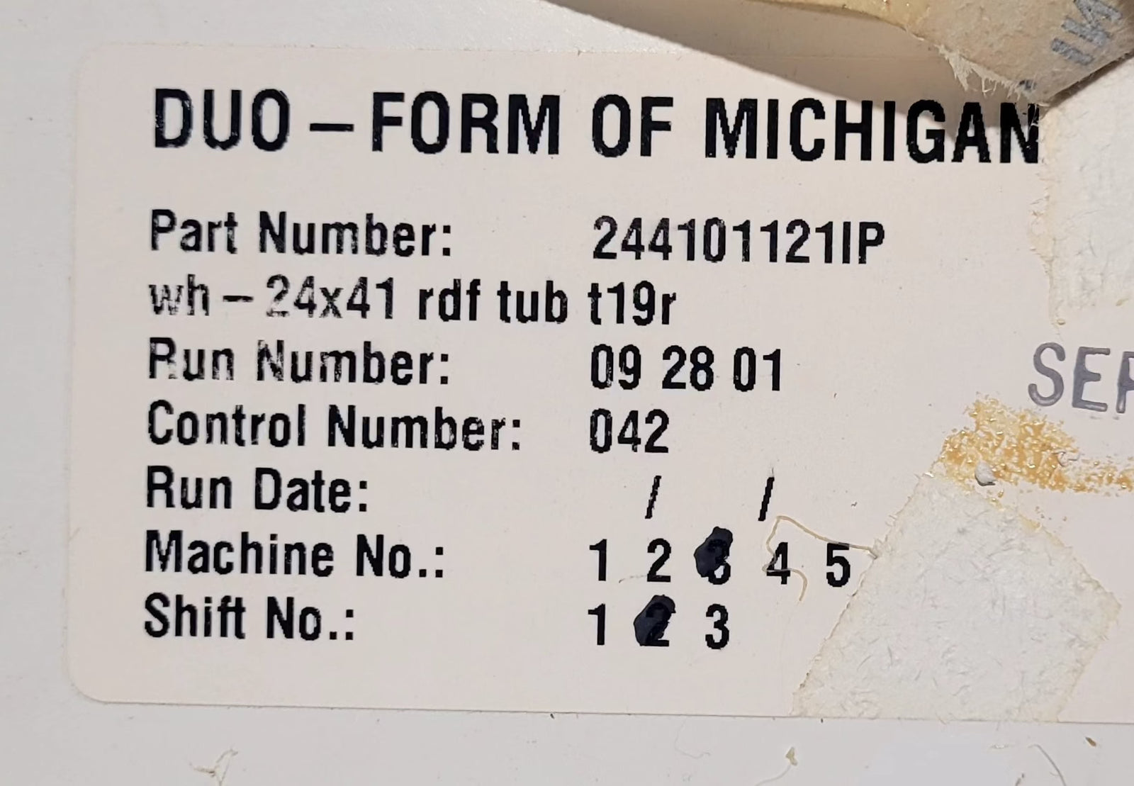 Used RV Bath Tub 41” x 24” - Right Hand Drain - Young Farts RV Parts