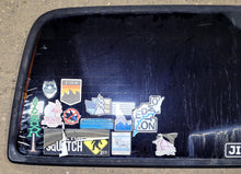 Load image into Gallery viewer, 1992 TOYOTA HIACE REAR/ TAILGATE WINDOW &amp; WEATHERSTRIP