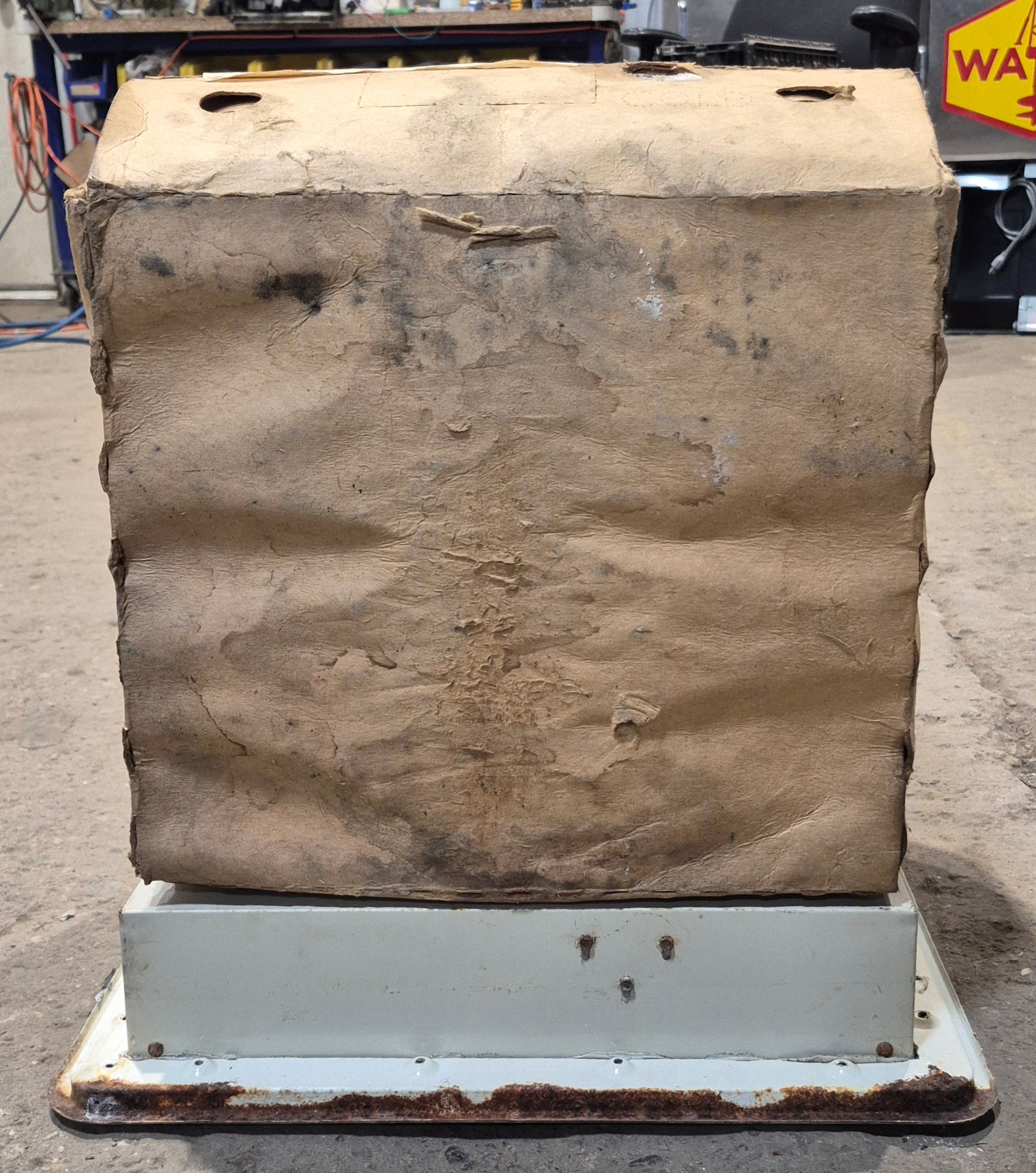 Used Complete G10-1E-AA Atwood Hot Water Heater 10 Gal. - Young Farts RV Parts