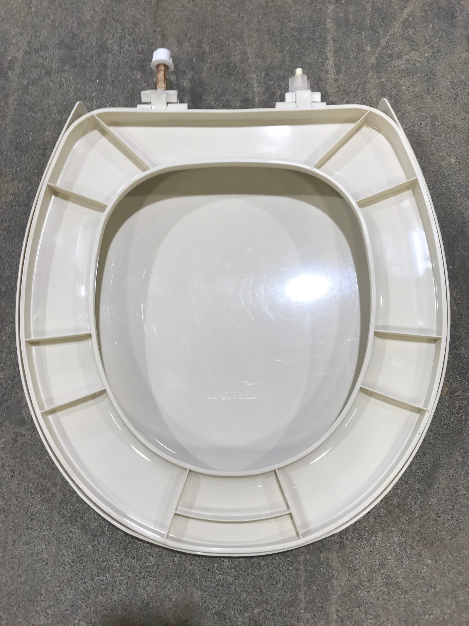 Used Toilet Seat Replacement Thetford 42179