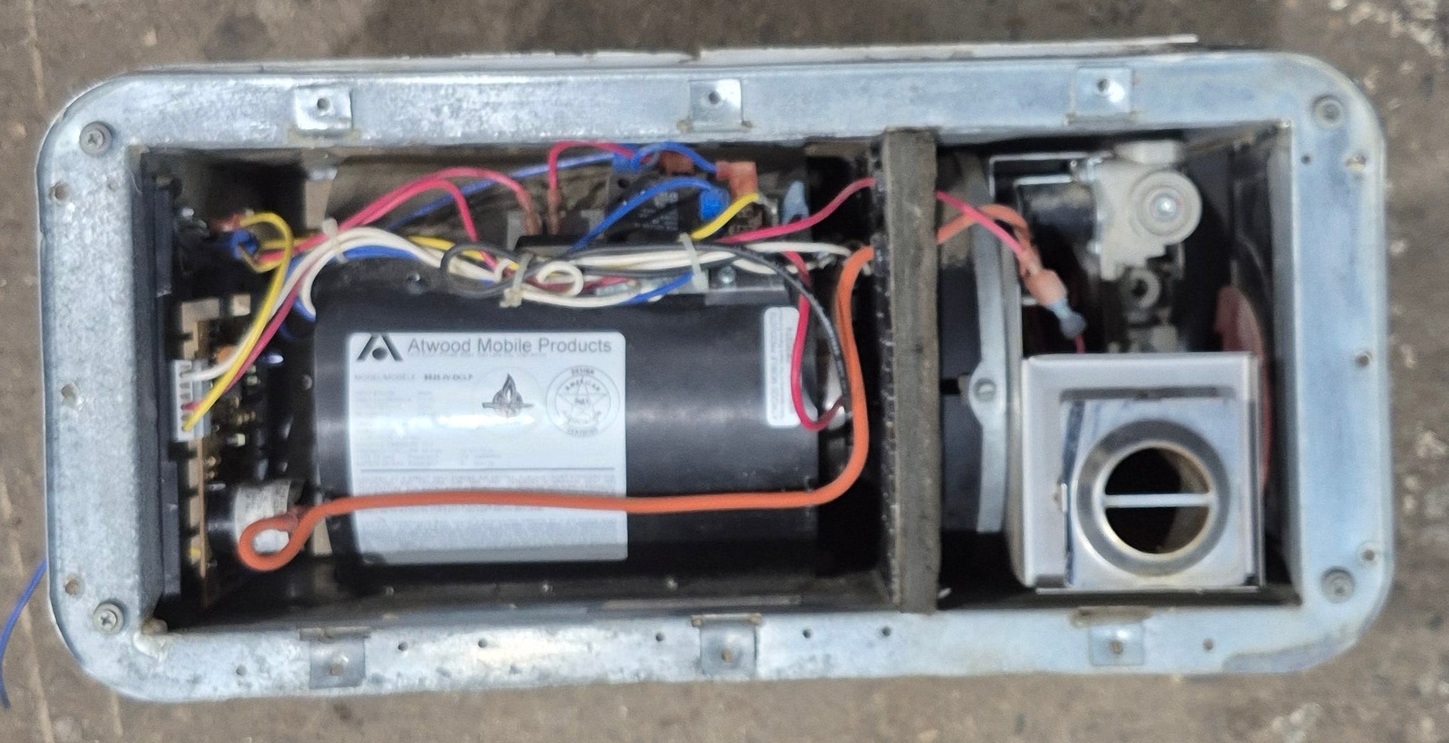 25,000 BTU Used Atwood / Hydro Flame RV Propane Furnace - 8525 - IV - DCLP - Young Farts RV Parts