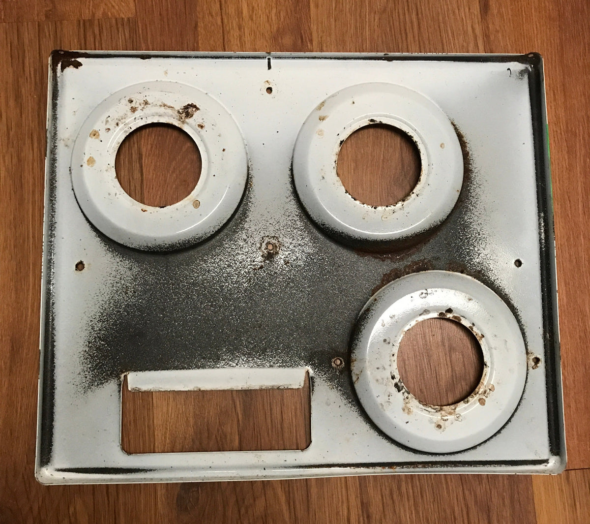 Used Main Top Suburban - Cooktop Cover (White) 2703AWH