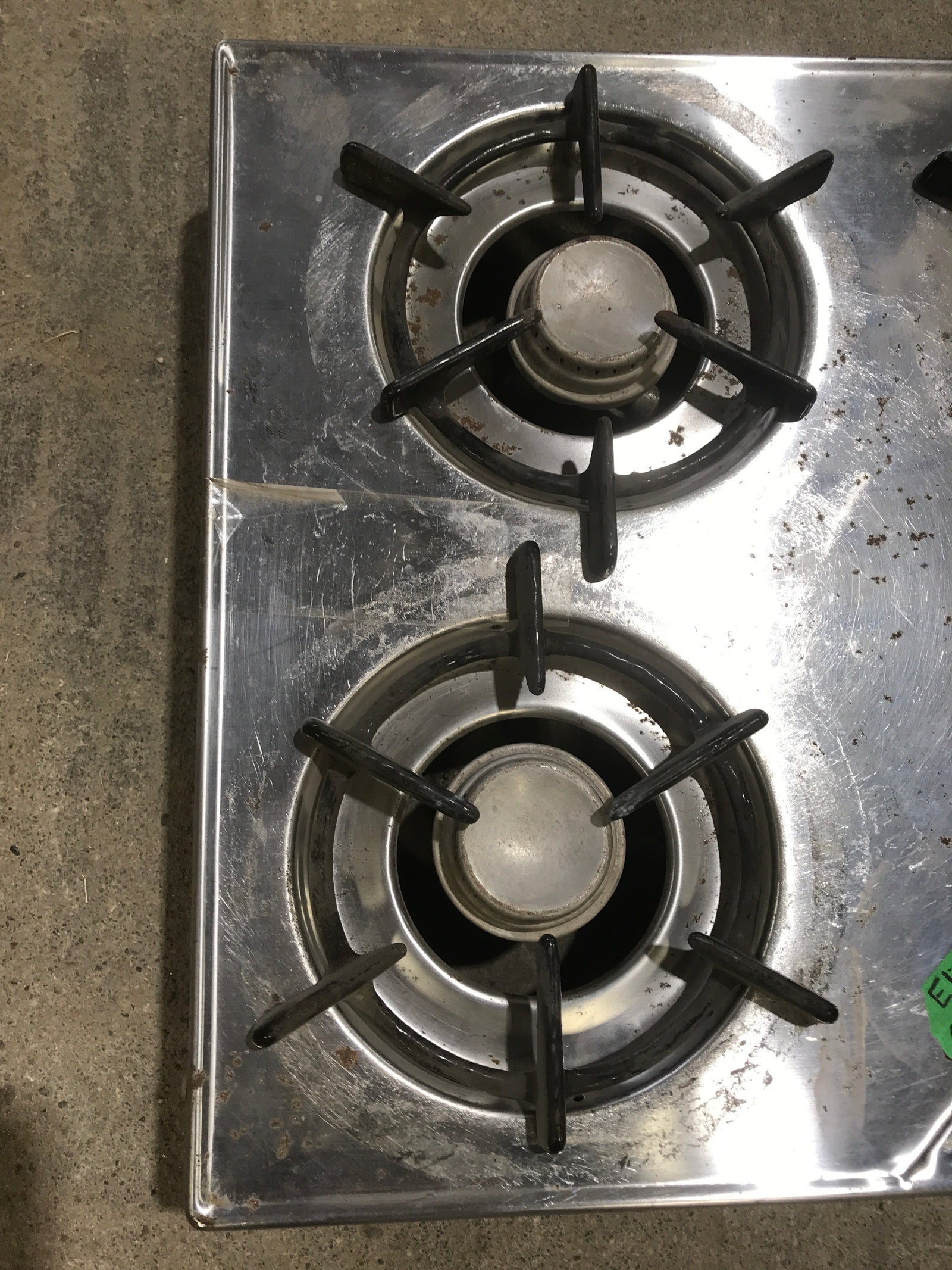 Used Elixir Trav'ler - 3 Burner Cook Top - 303-20