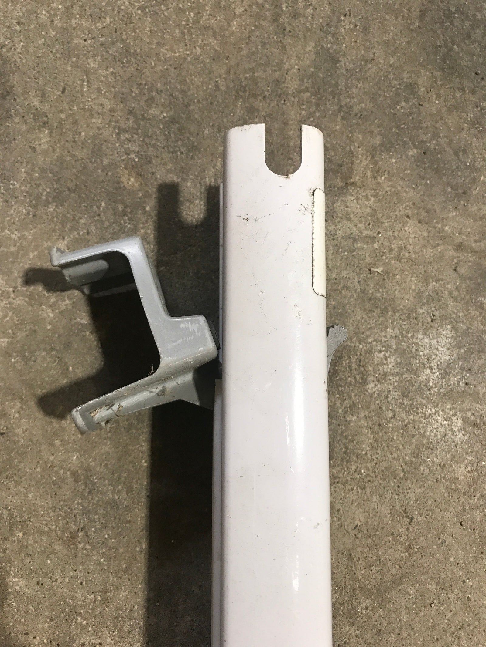 Used Dometic / A&E 8500 Awning Single Manual Arm