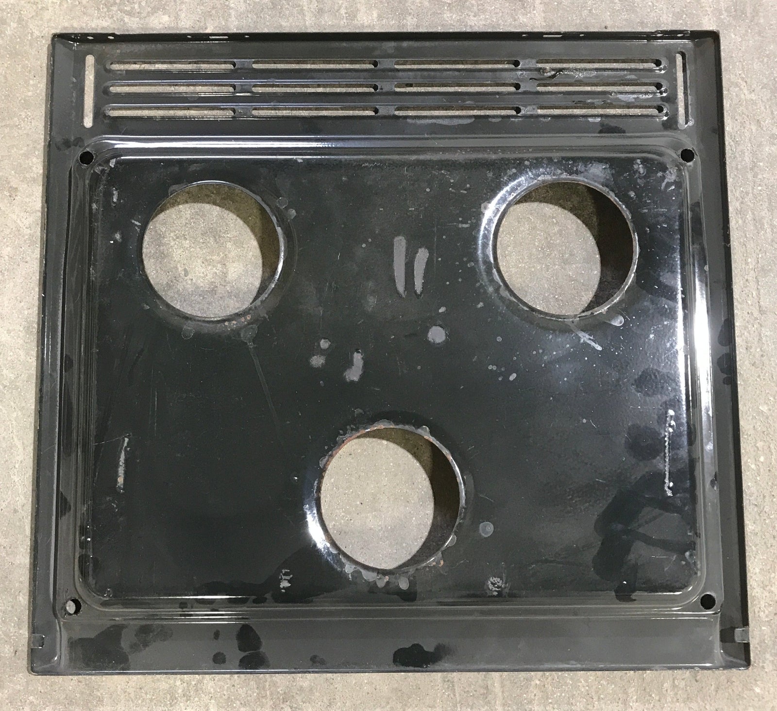 Used Atwood / Dometic 3-Burner Main Top - 52015