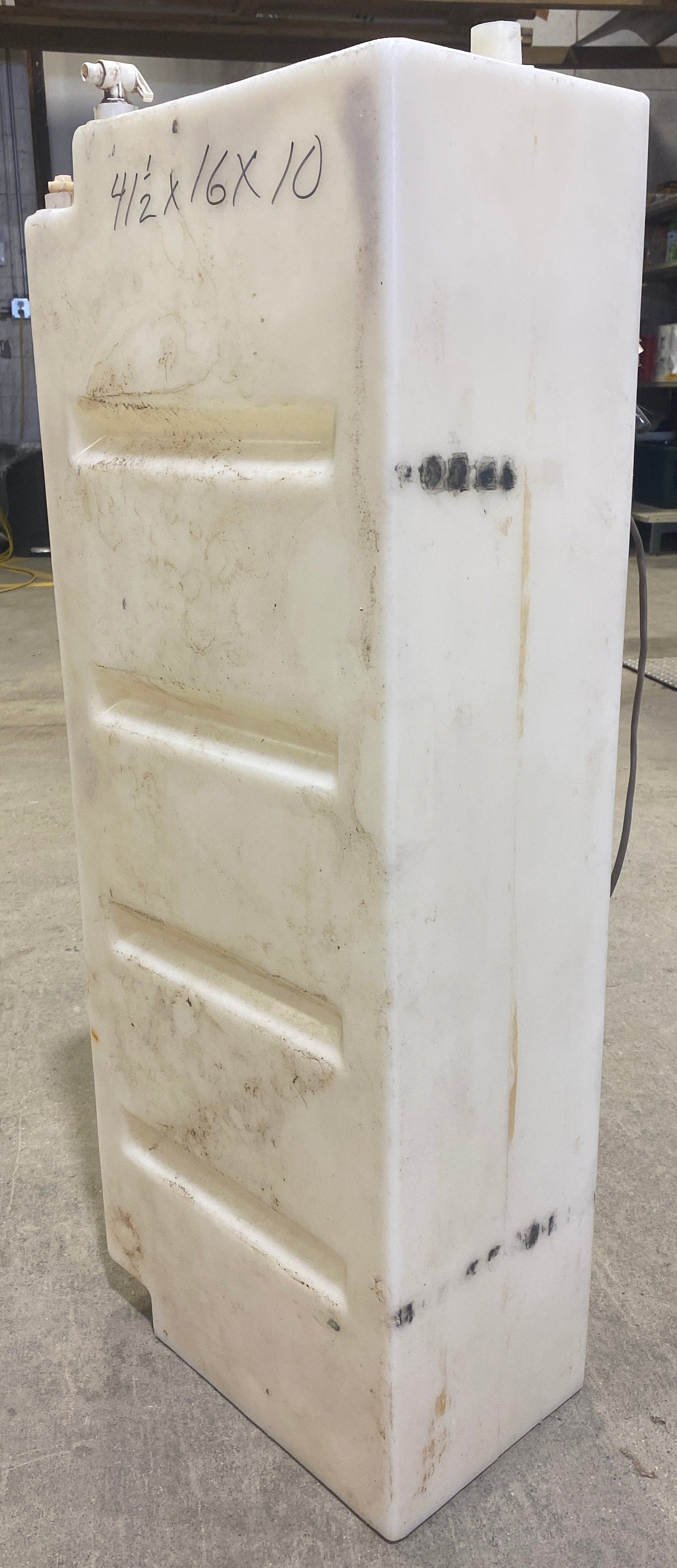 Used Fresh Water Tank 10” W x 16” H x 41 1/2