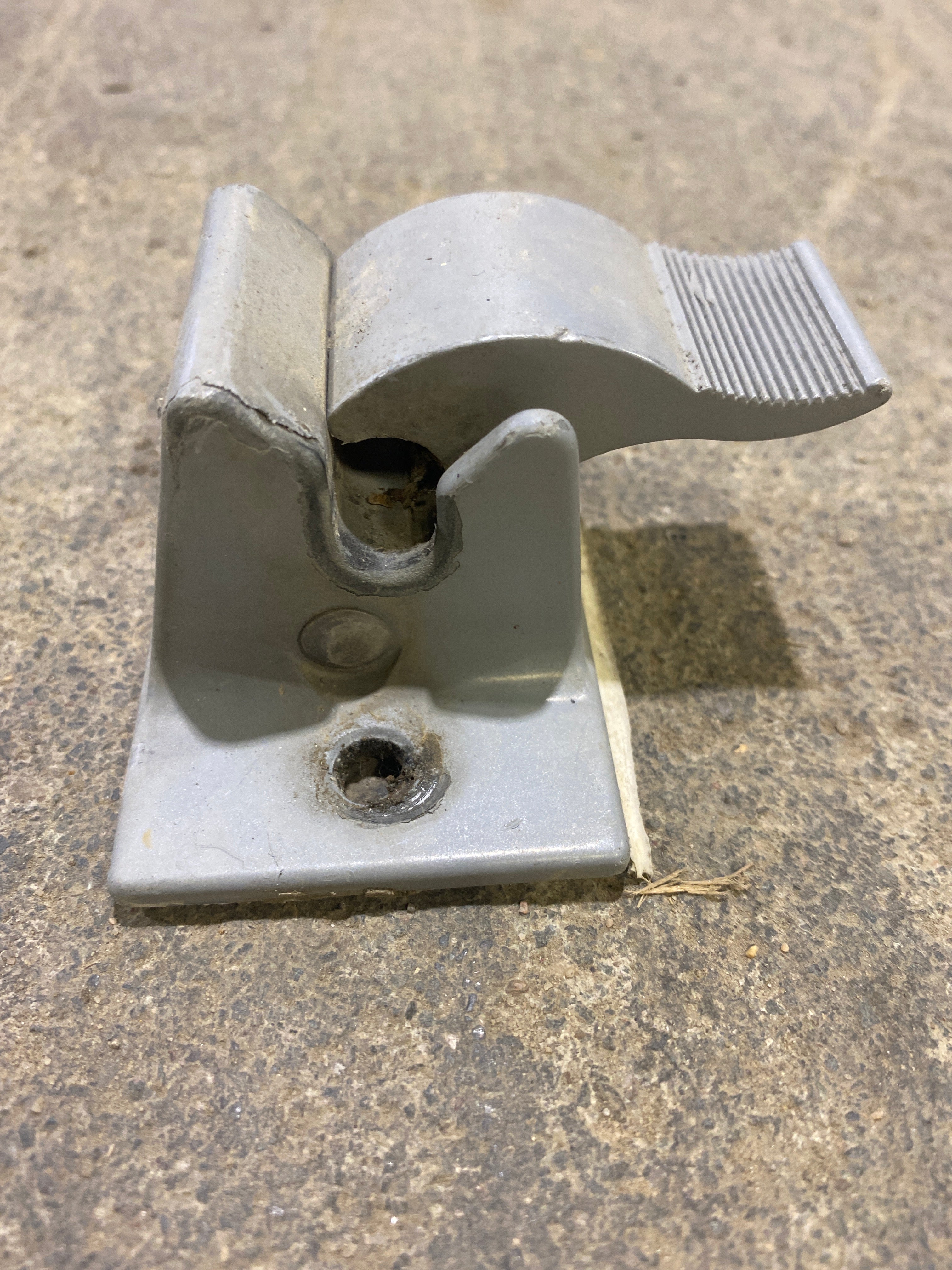 Used Dometic 8500 Awning Bottom Mounting Bracket