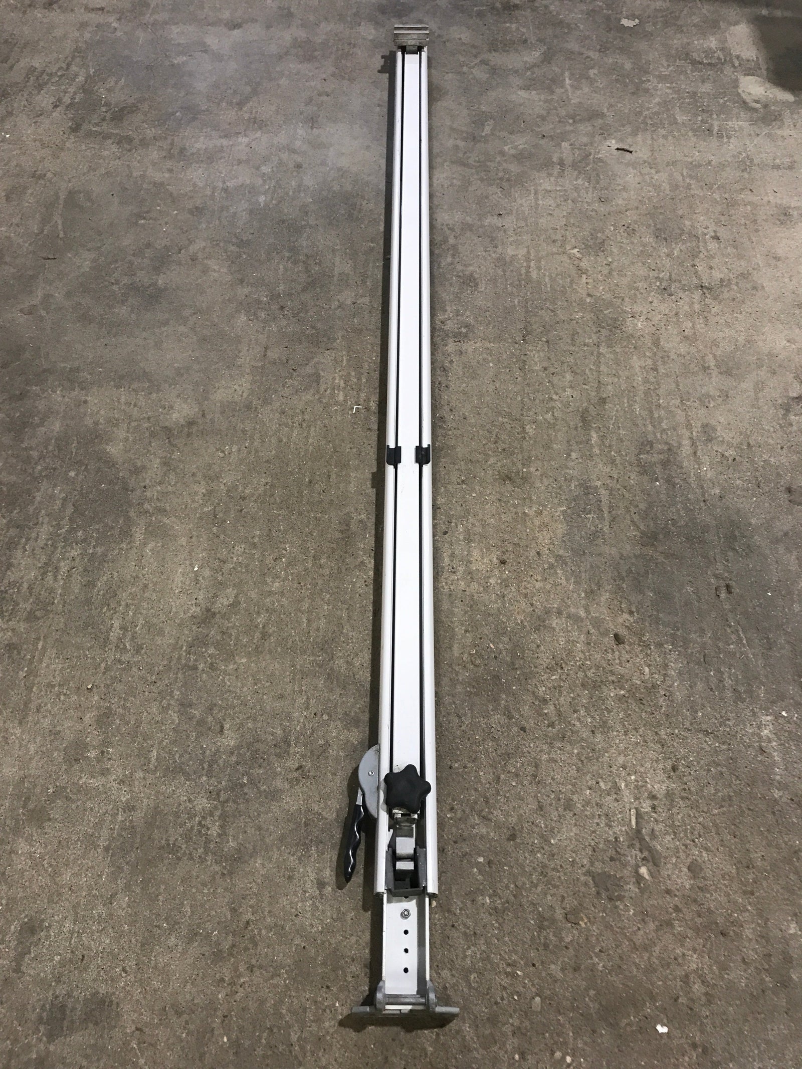 Used Dometic / A&E 8500 Awning Single Manual Arm