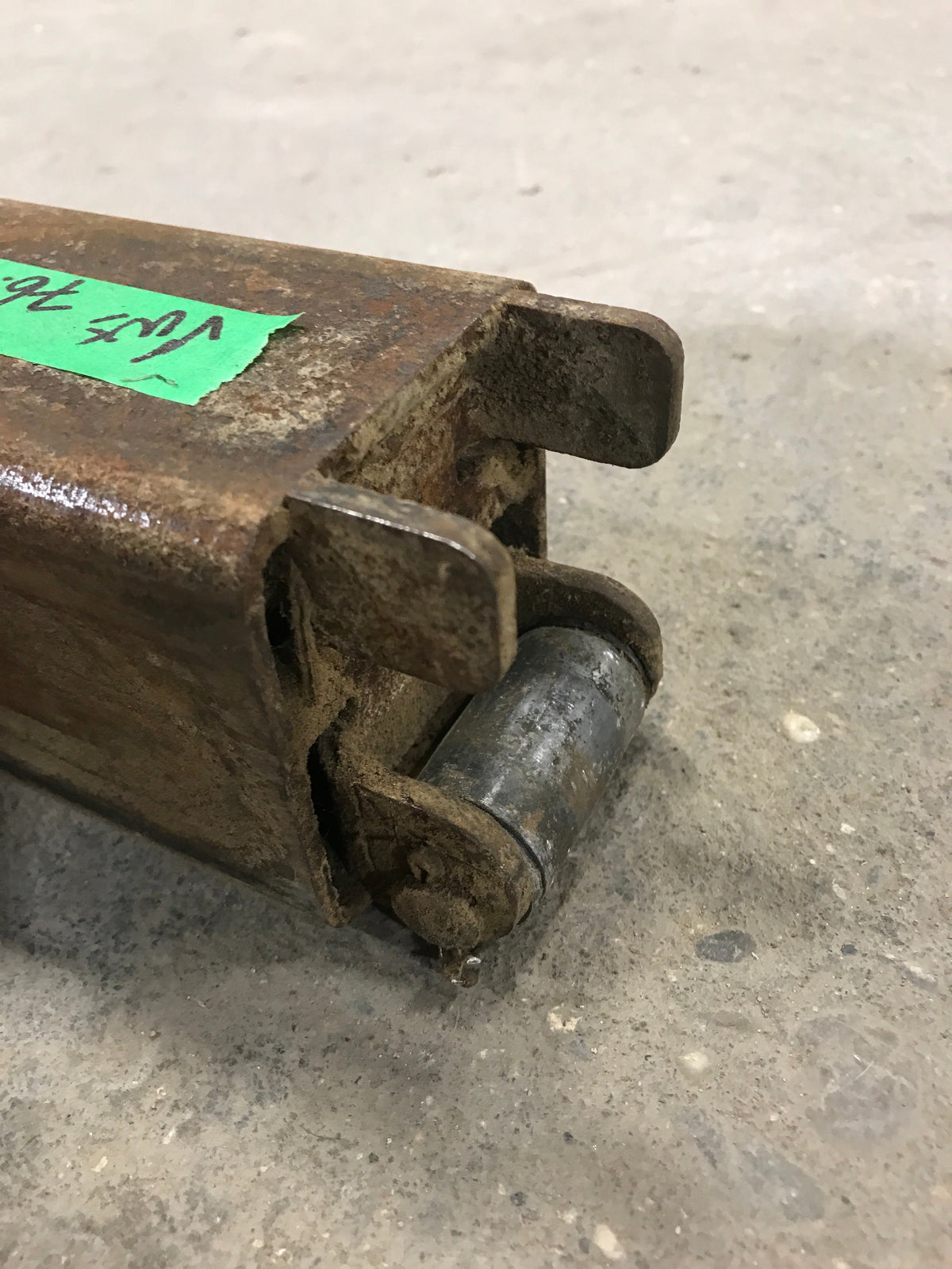 Used Living Room Slide Inner Rail