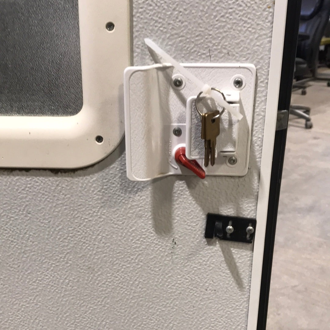 Used Rv Radius Entry Door 25 1/2