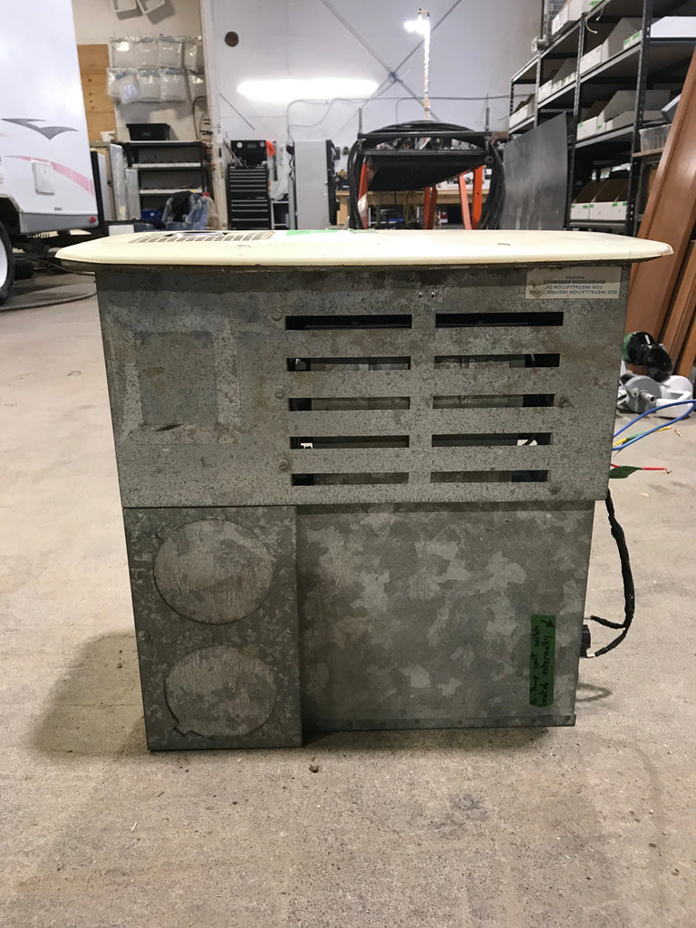 25000 BTU USED 8525 II HYDROFLAME RV Propane Furnace