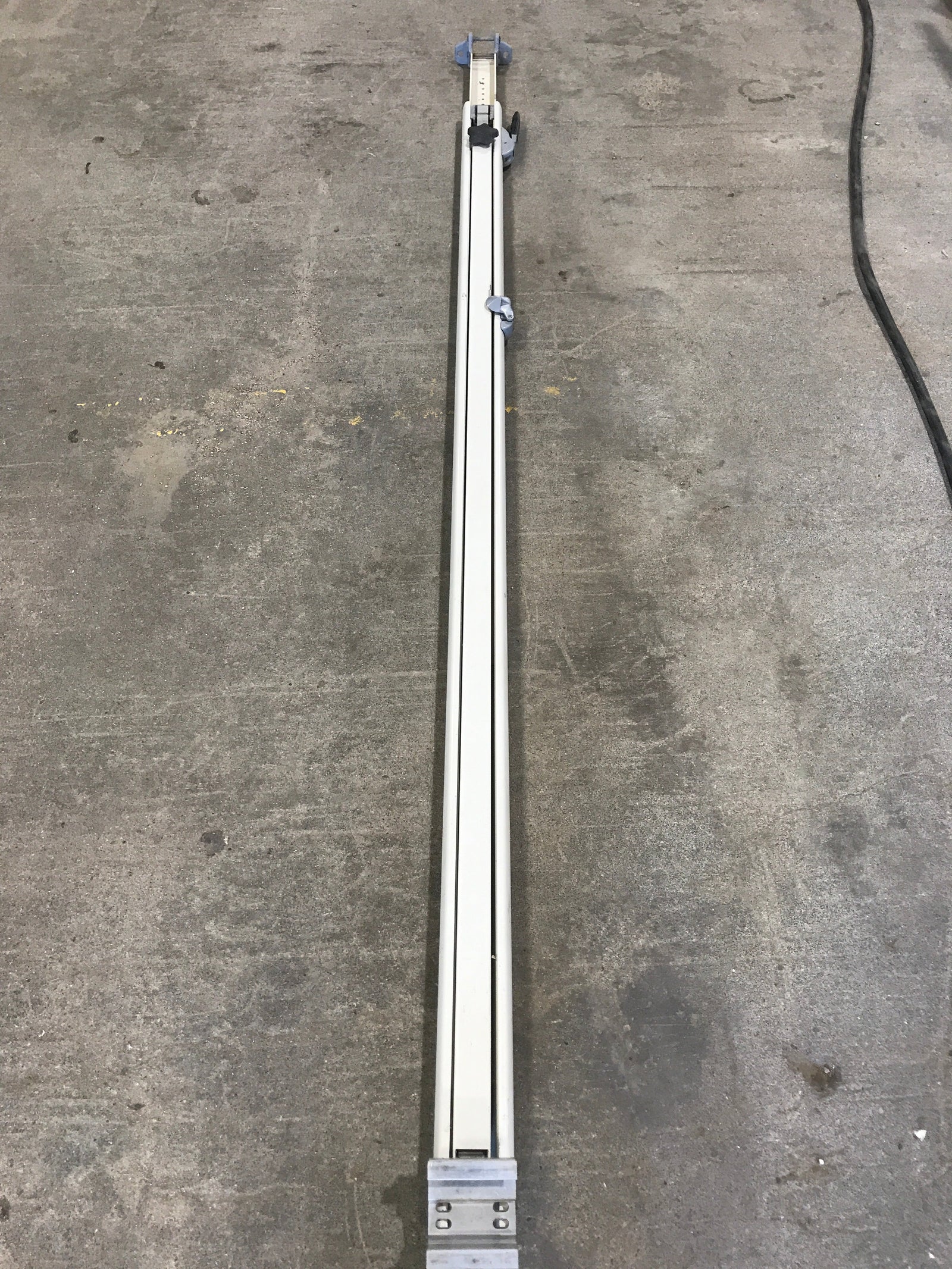 Used Dometic / A&E 8500 Awning Single Manual Arm - Young Farts RV Parts