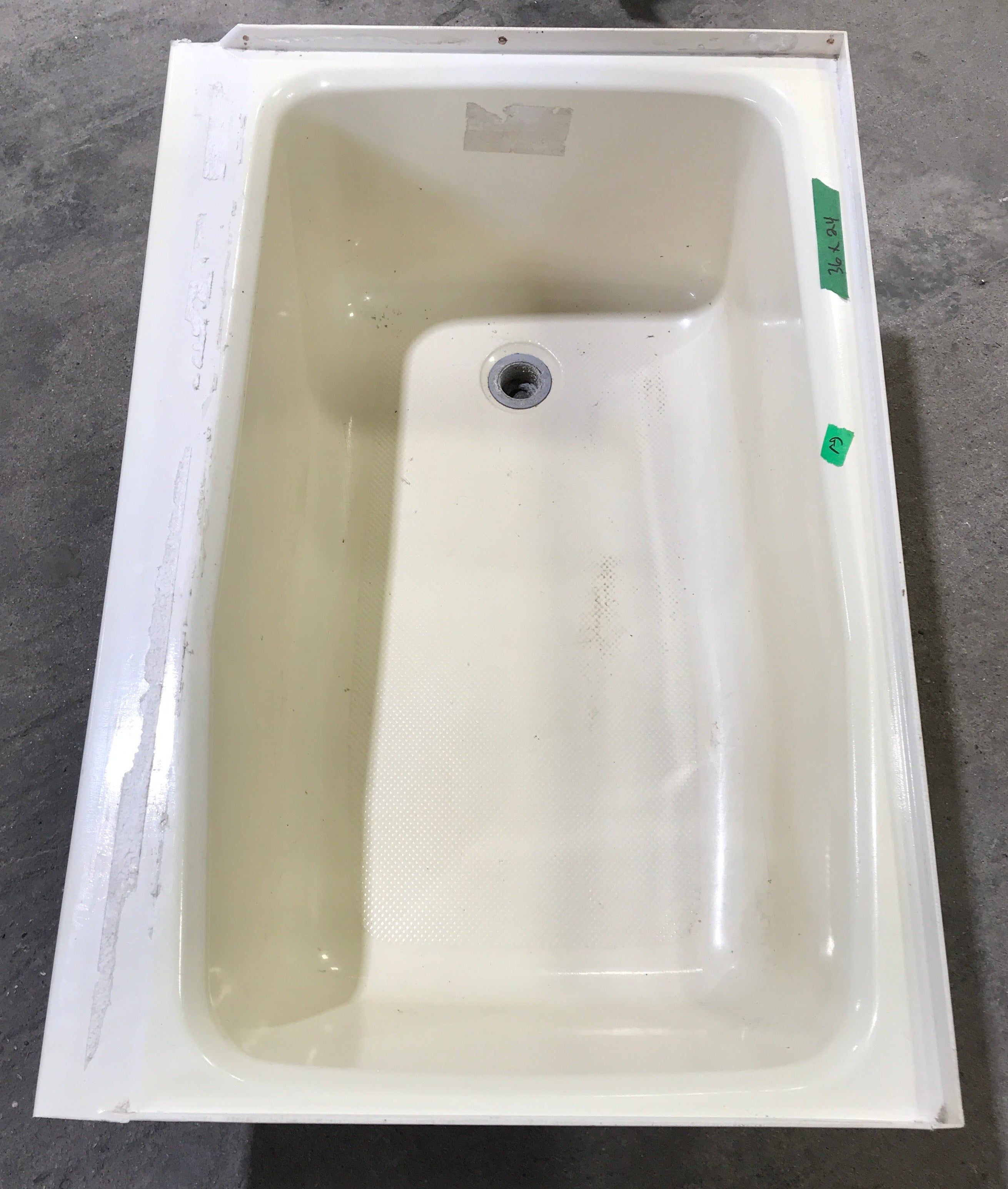 Used RV Bath Tub 36” L x 24 W ” - Left Hand Drain