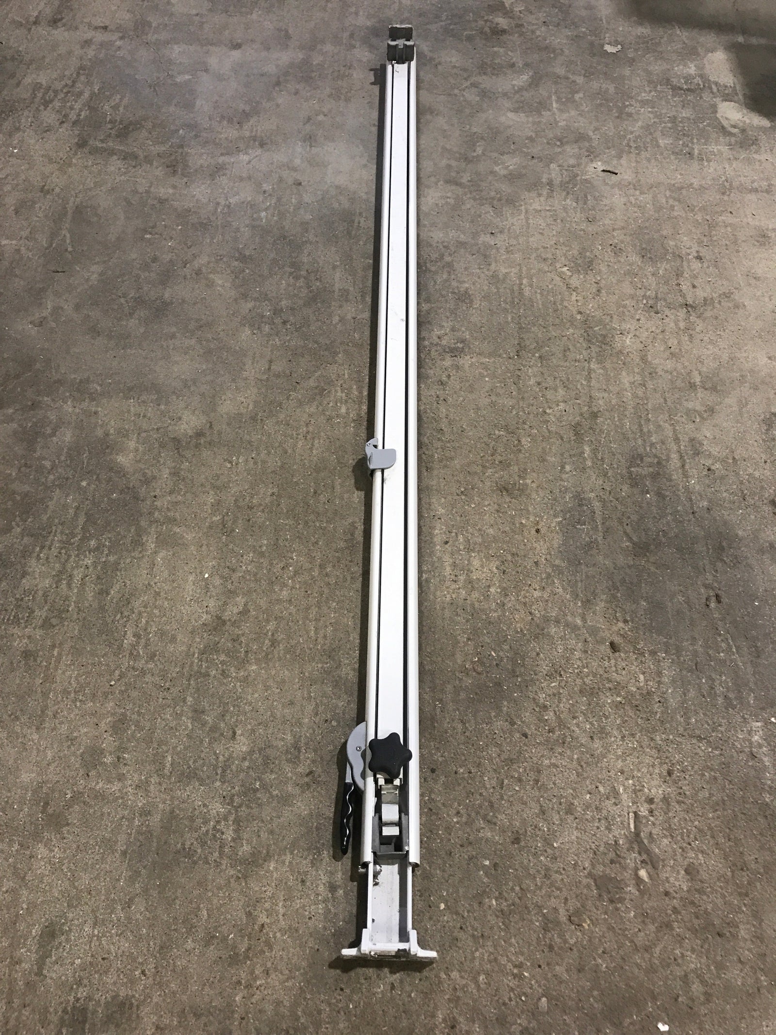 Used Dometic / A&E 8500 Awning Single Manual Arm