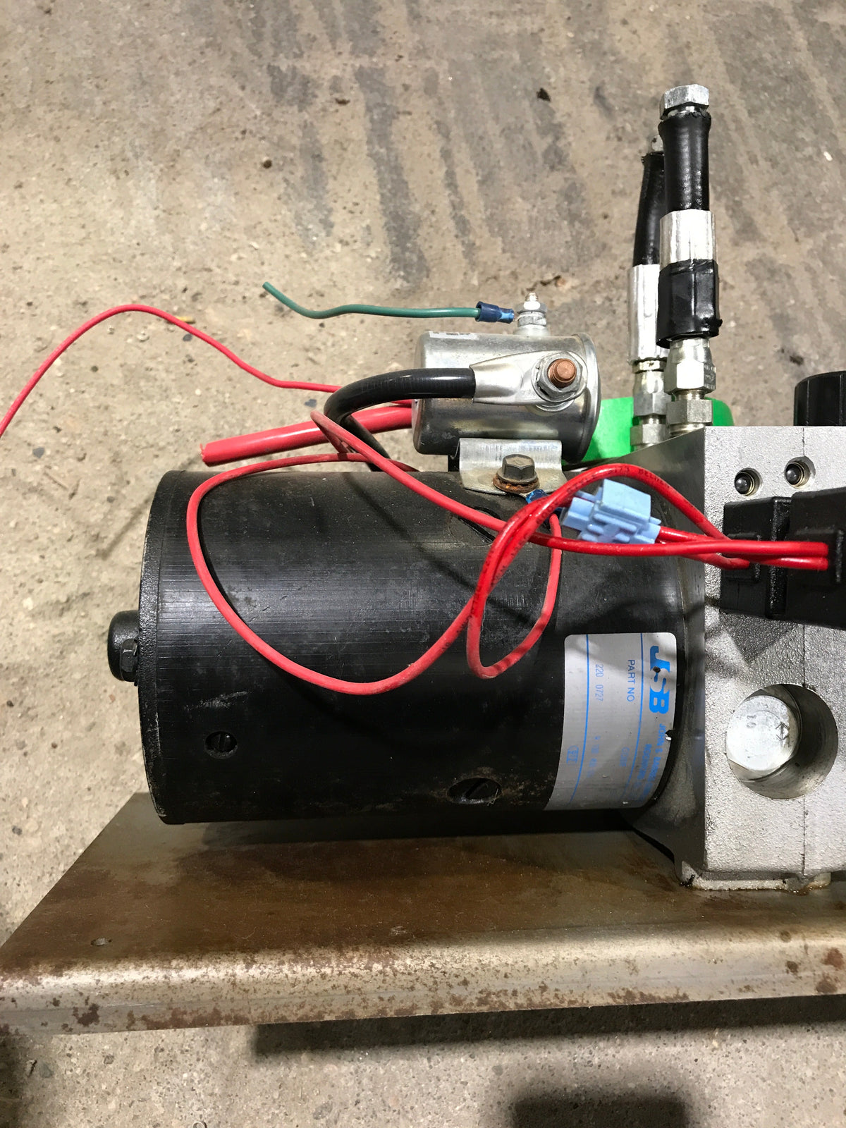Used JS BARNES RV Slide Out Hydraulic Pump/Motor/Tank Assembly