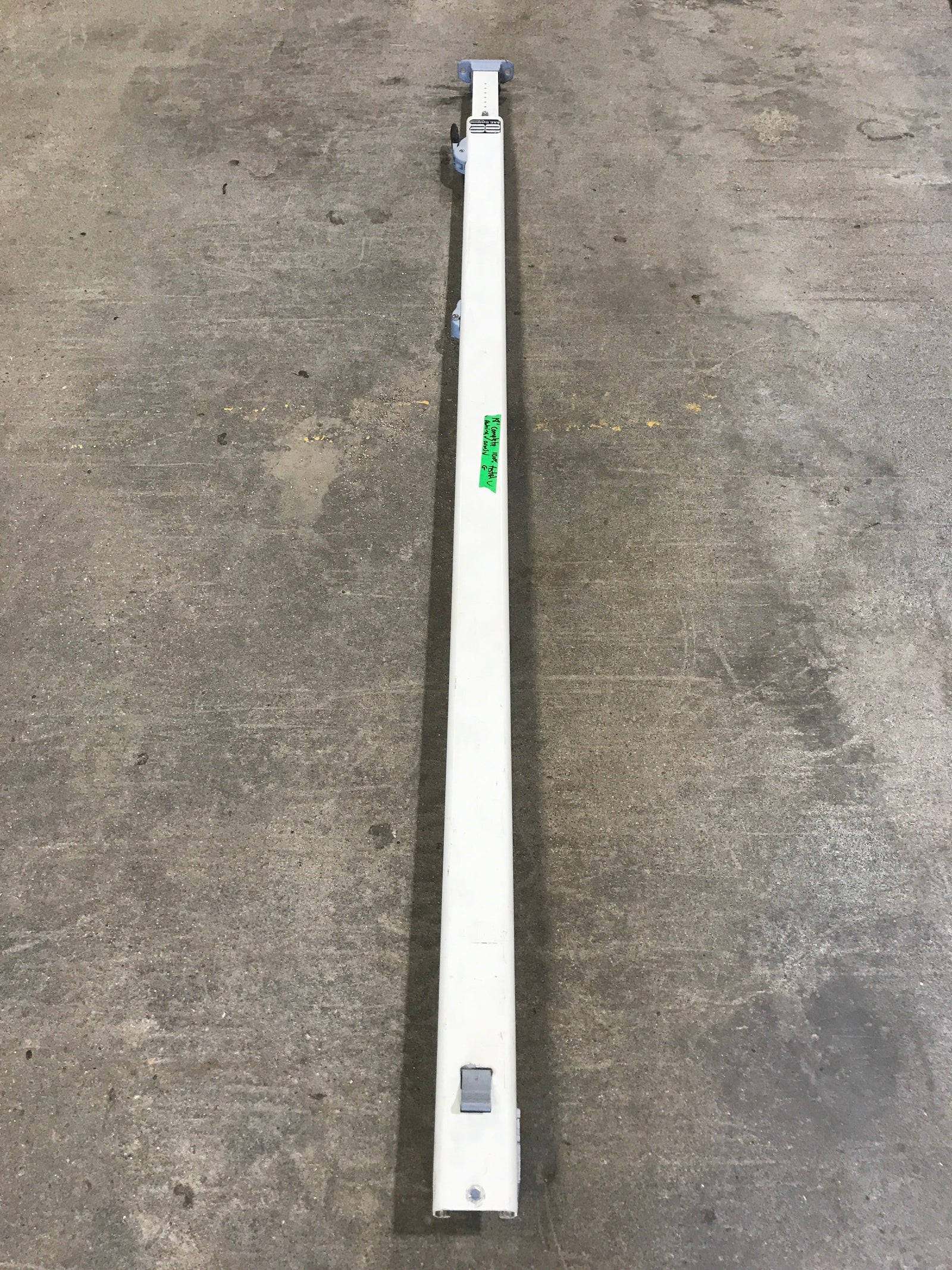 Used Dometic / A&E 8500 Awning Single Manual Arm