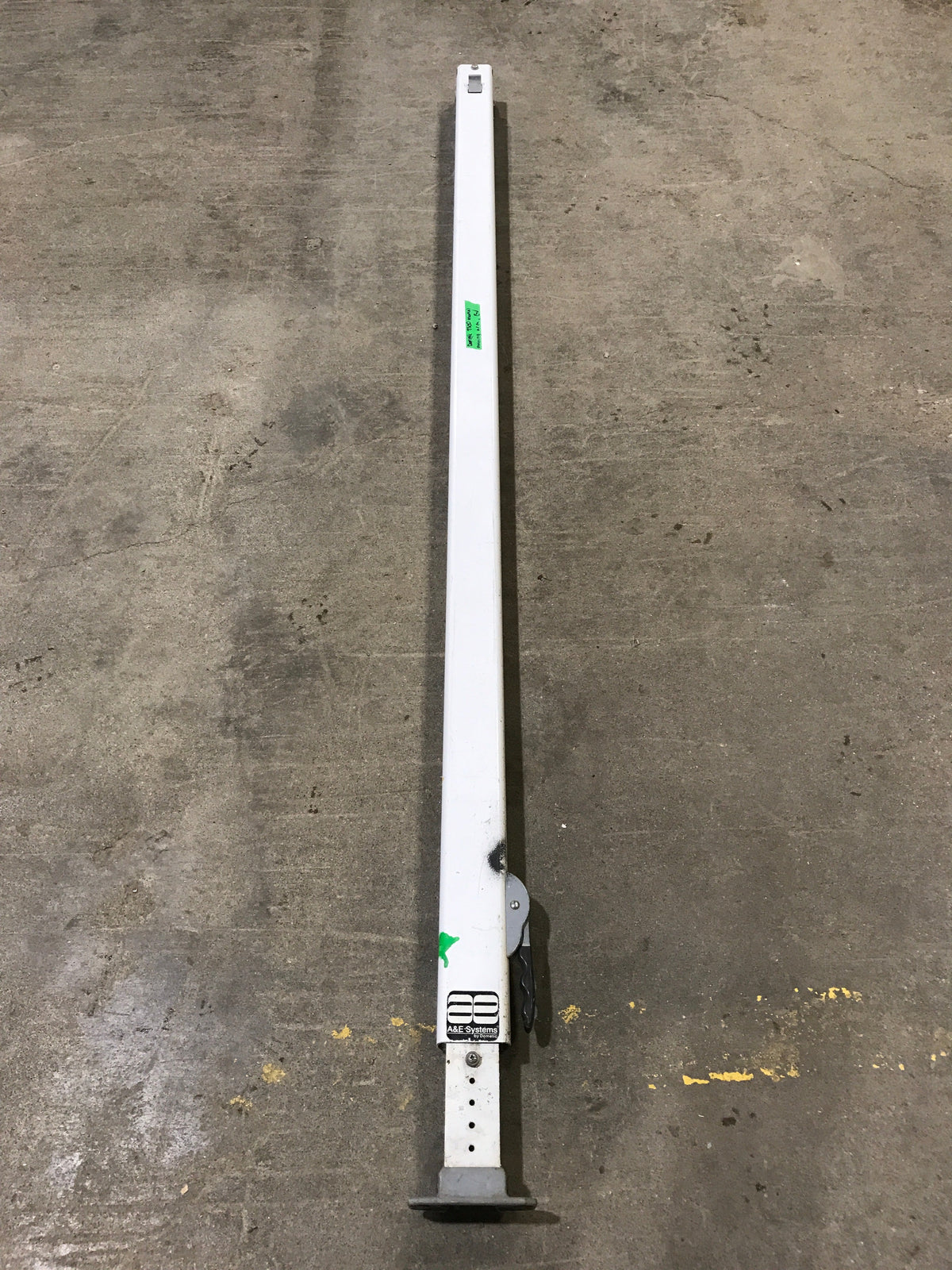 Used Dometic / A&E 8500 Awning Single Manual Arm