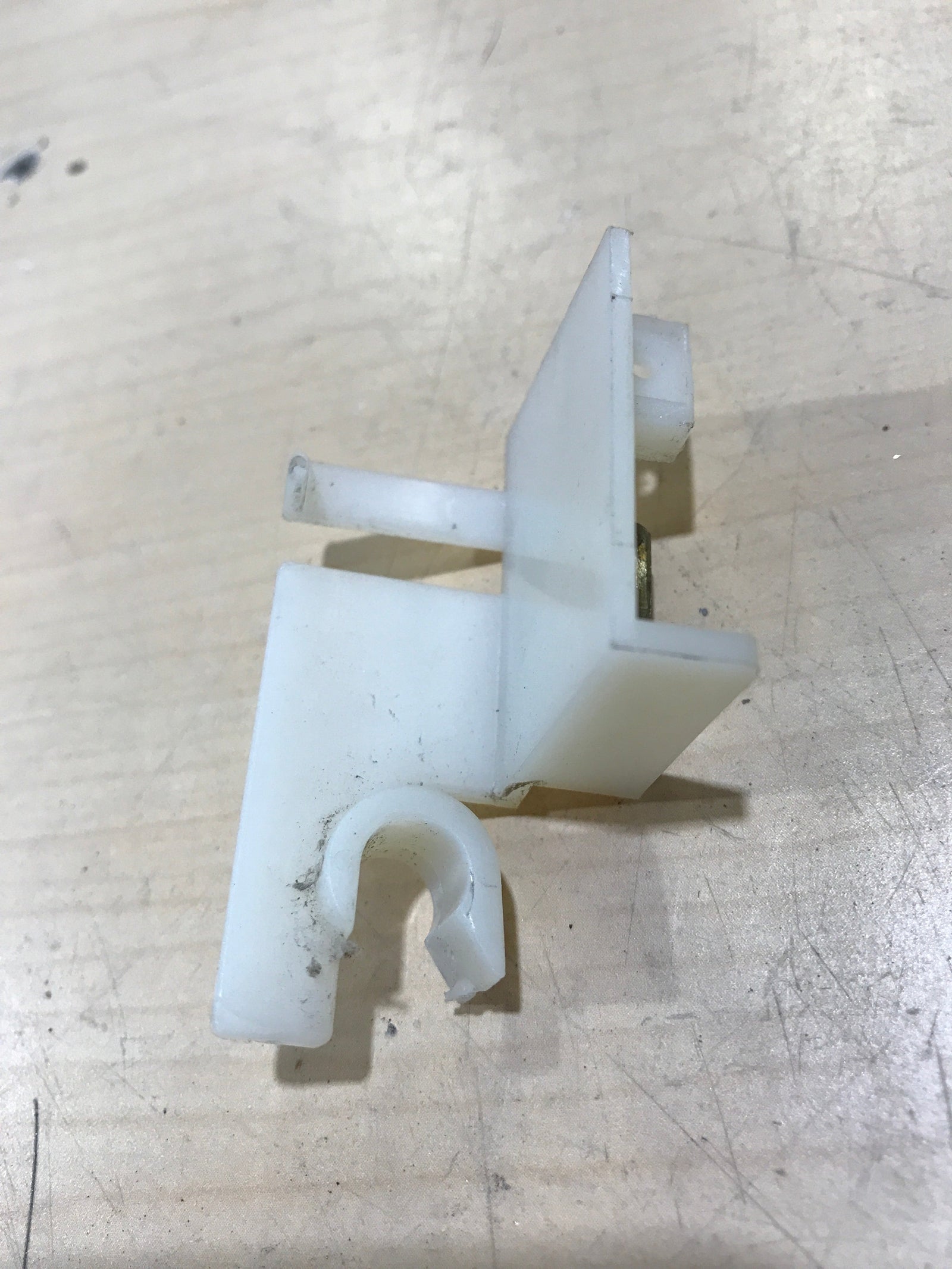 Used Dometic Catch Snap 2930066028 - Young Farts RV Parts