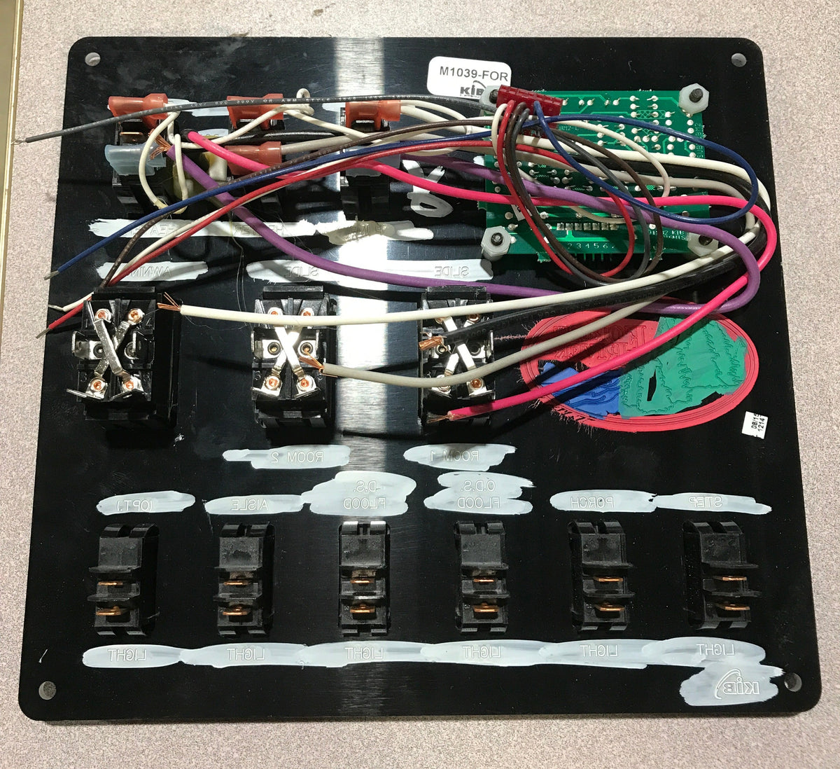 Used KIB Command Center M1039-FOR