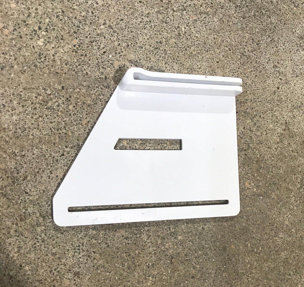 Used Dometic Door Spacer - White - 3851206015