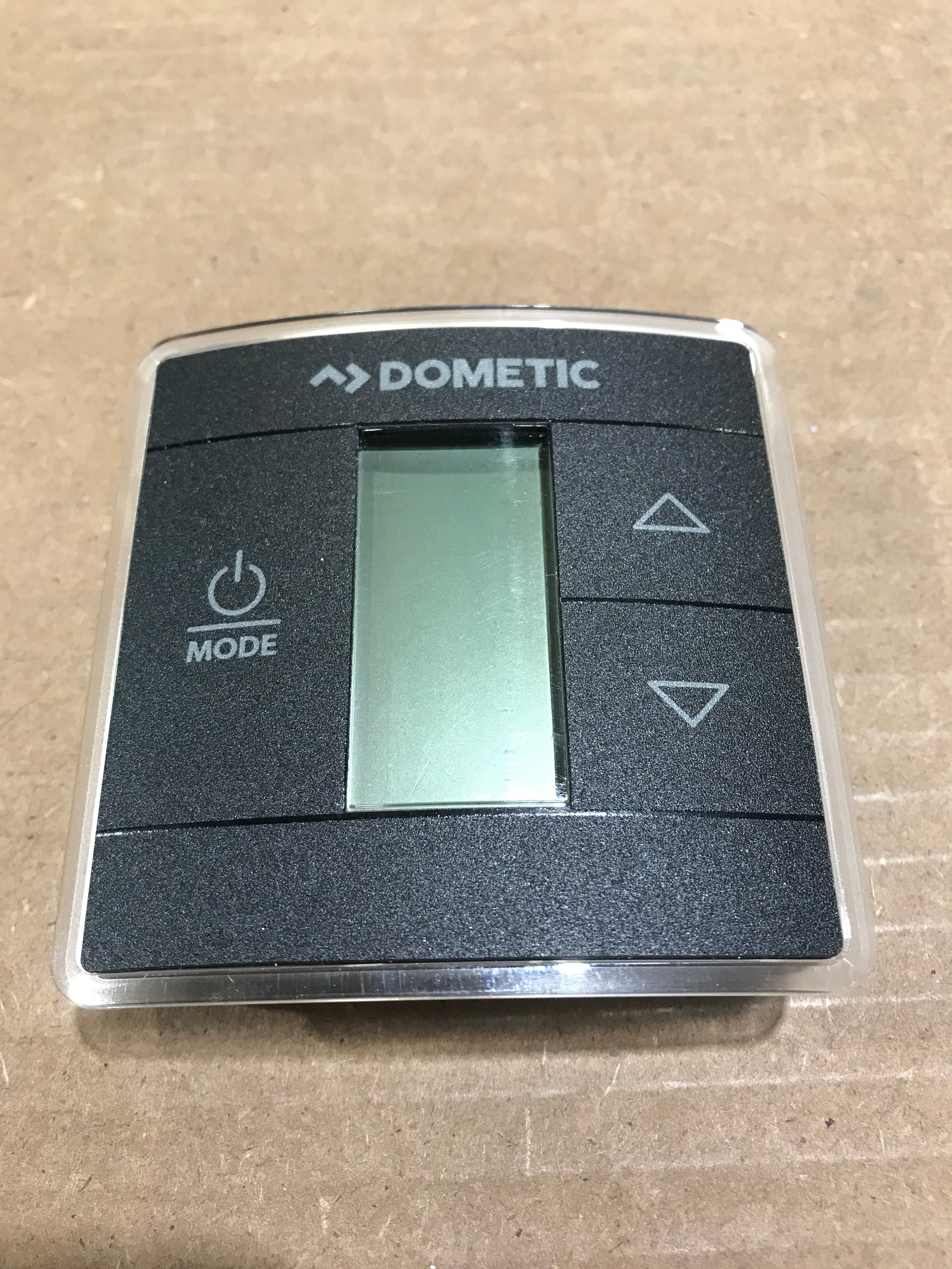 Used Dometic / Duo-therm Digital Wall Thermostat, Single Zone  Black - 3316250.712