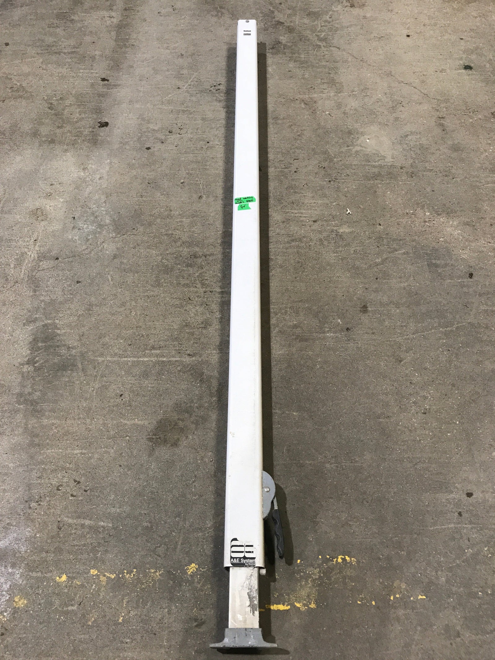 Used Dometic / A&E 8500 Awning Single Manual Arm