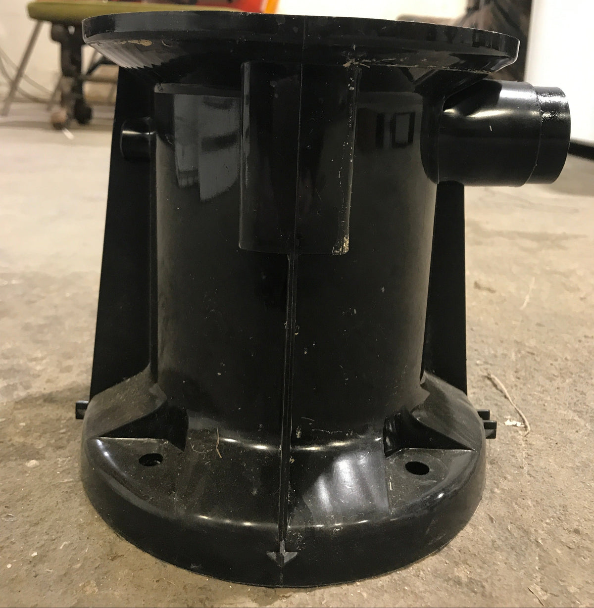 Used Dometic Base Kit, Ebony (Black) - 385310173