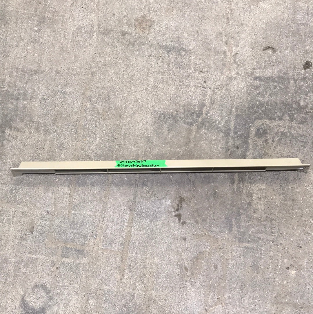 Used Dometic Door Trim, Beige - 2931293027