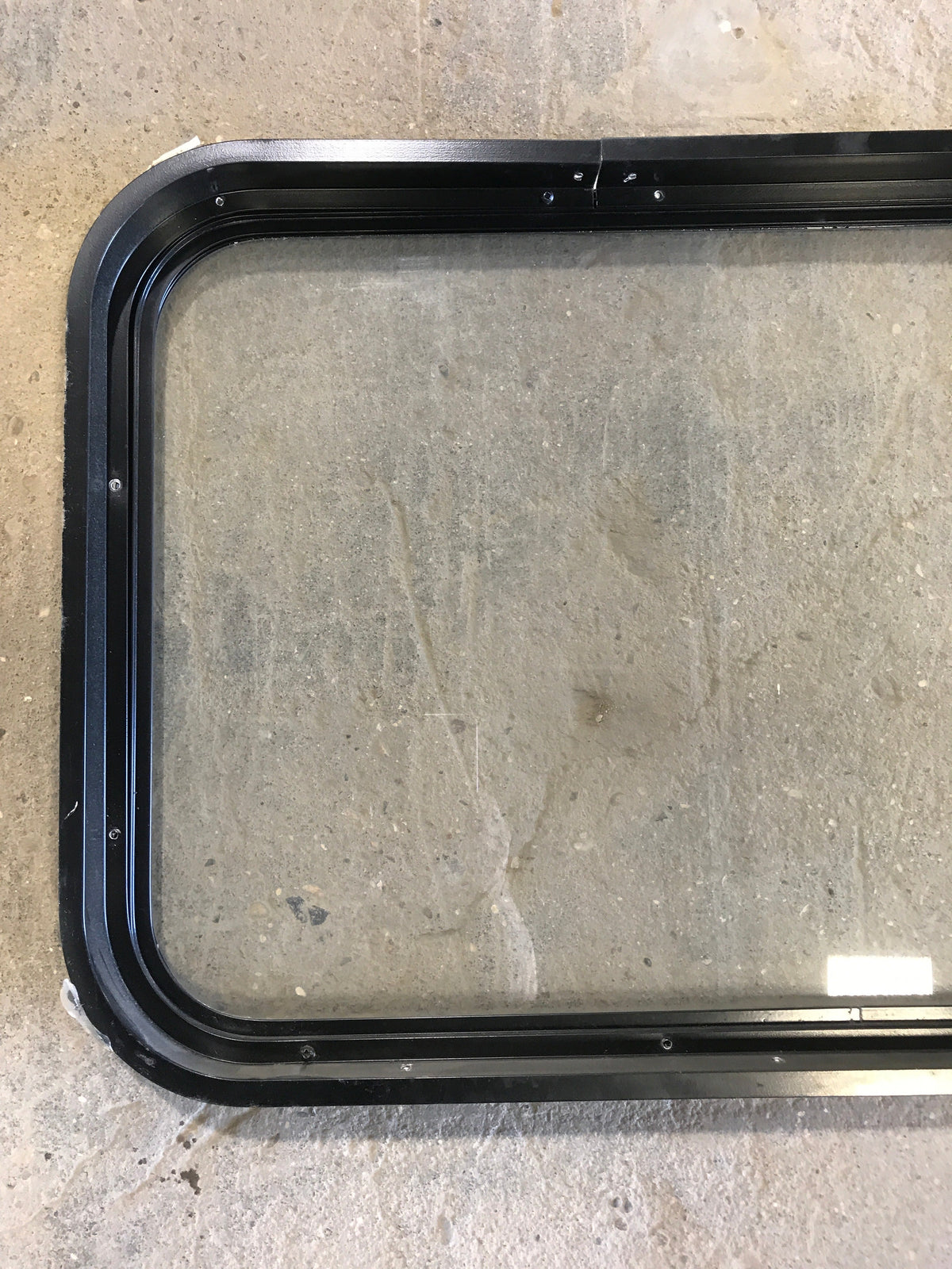 Used Black Radius Non-Opening Window : 32