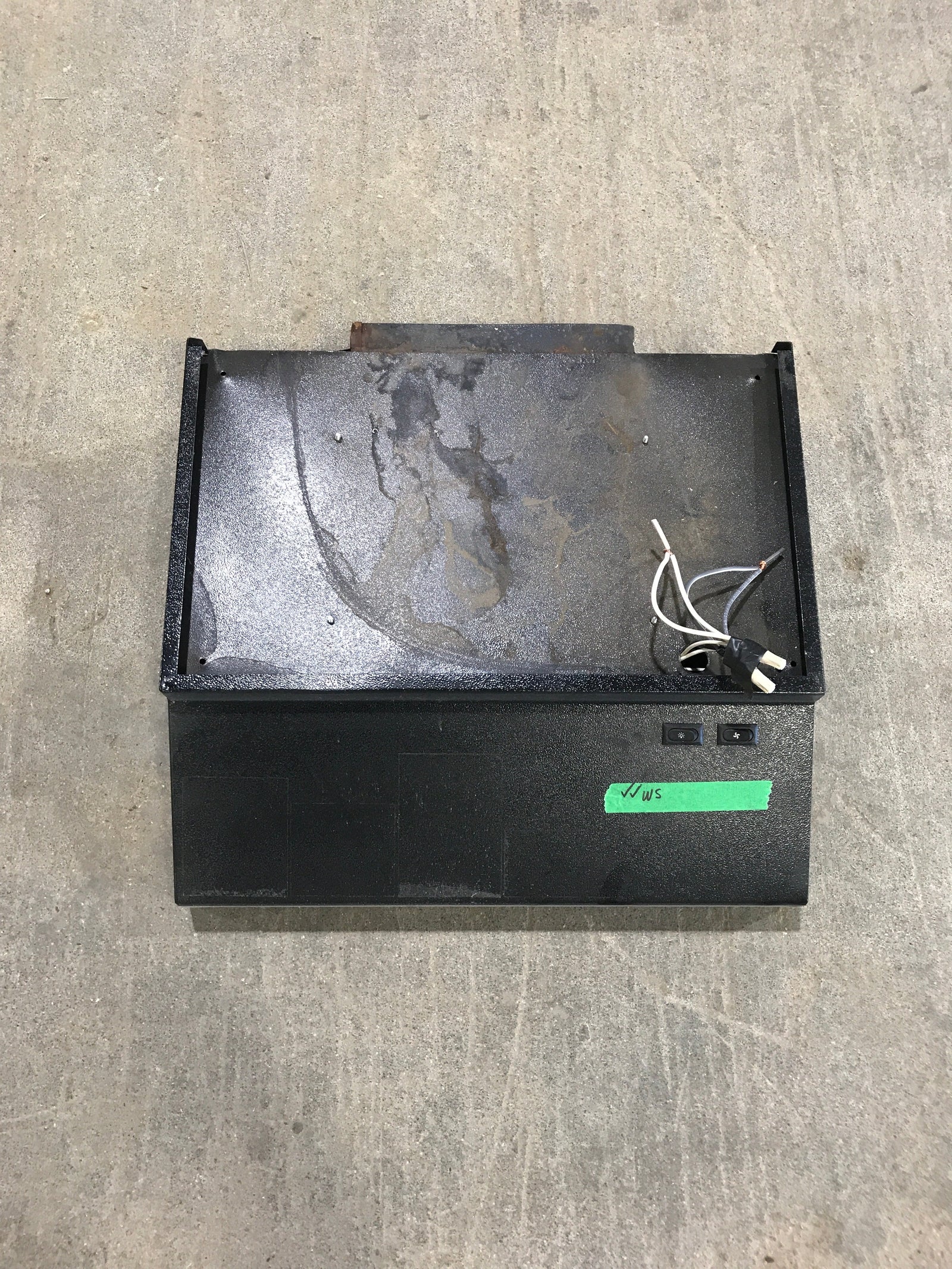 Used Ventline RV Range Hood Fan CC0431-09