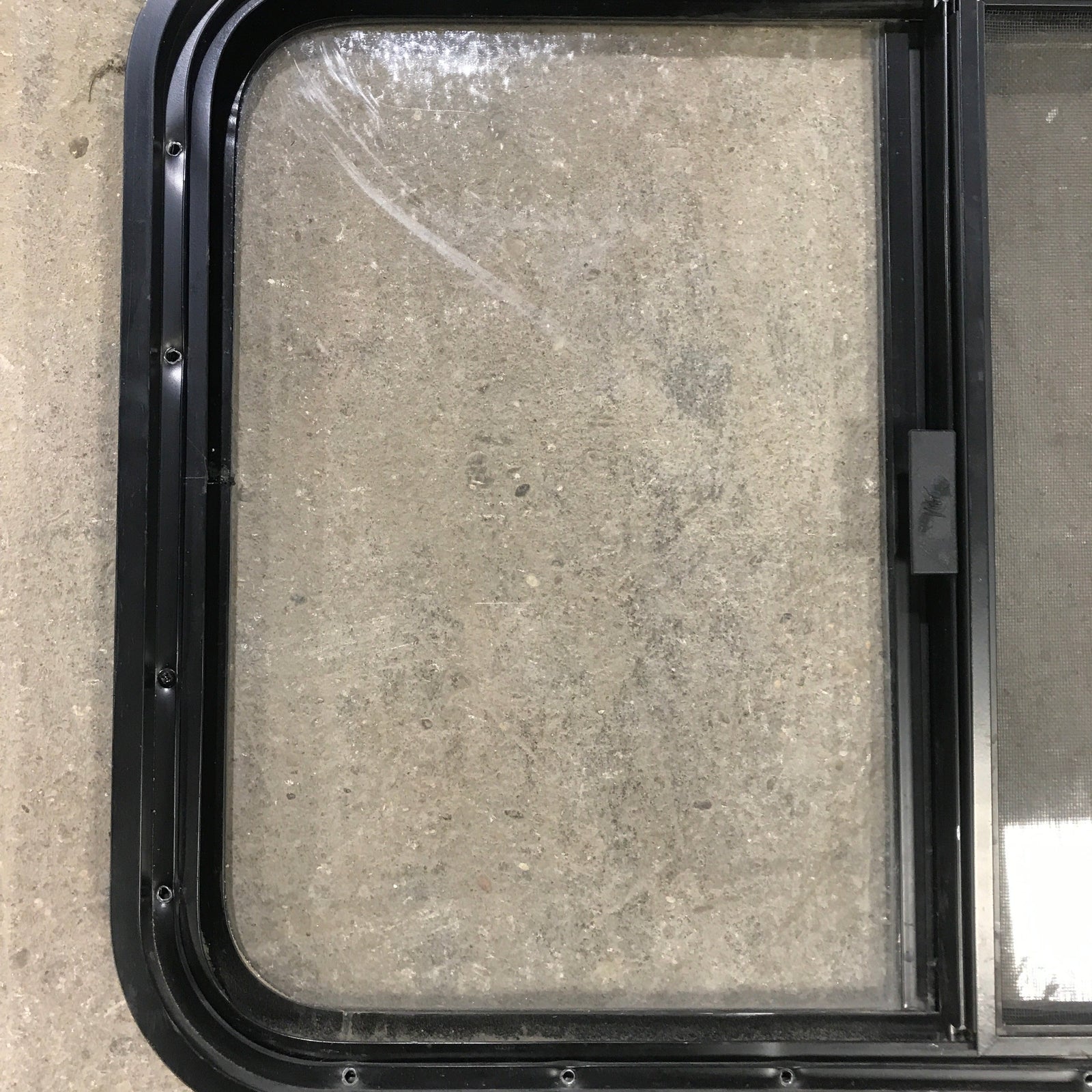 Used Black Radius Opening Window : 29.5