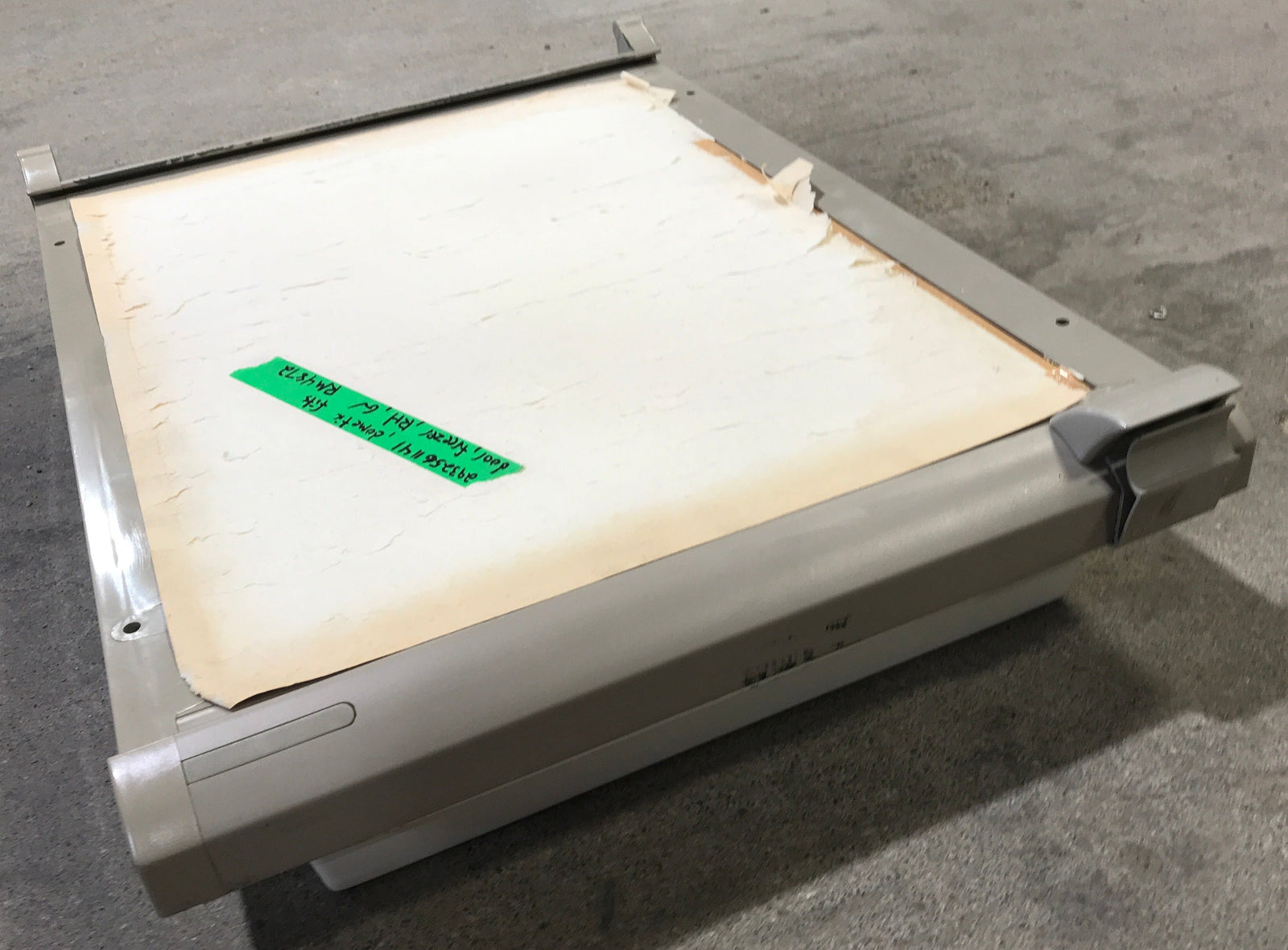 Used Dometic RH Freezer Door 2932561141