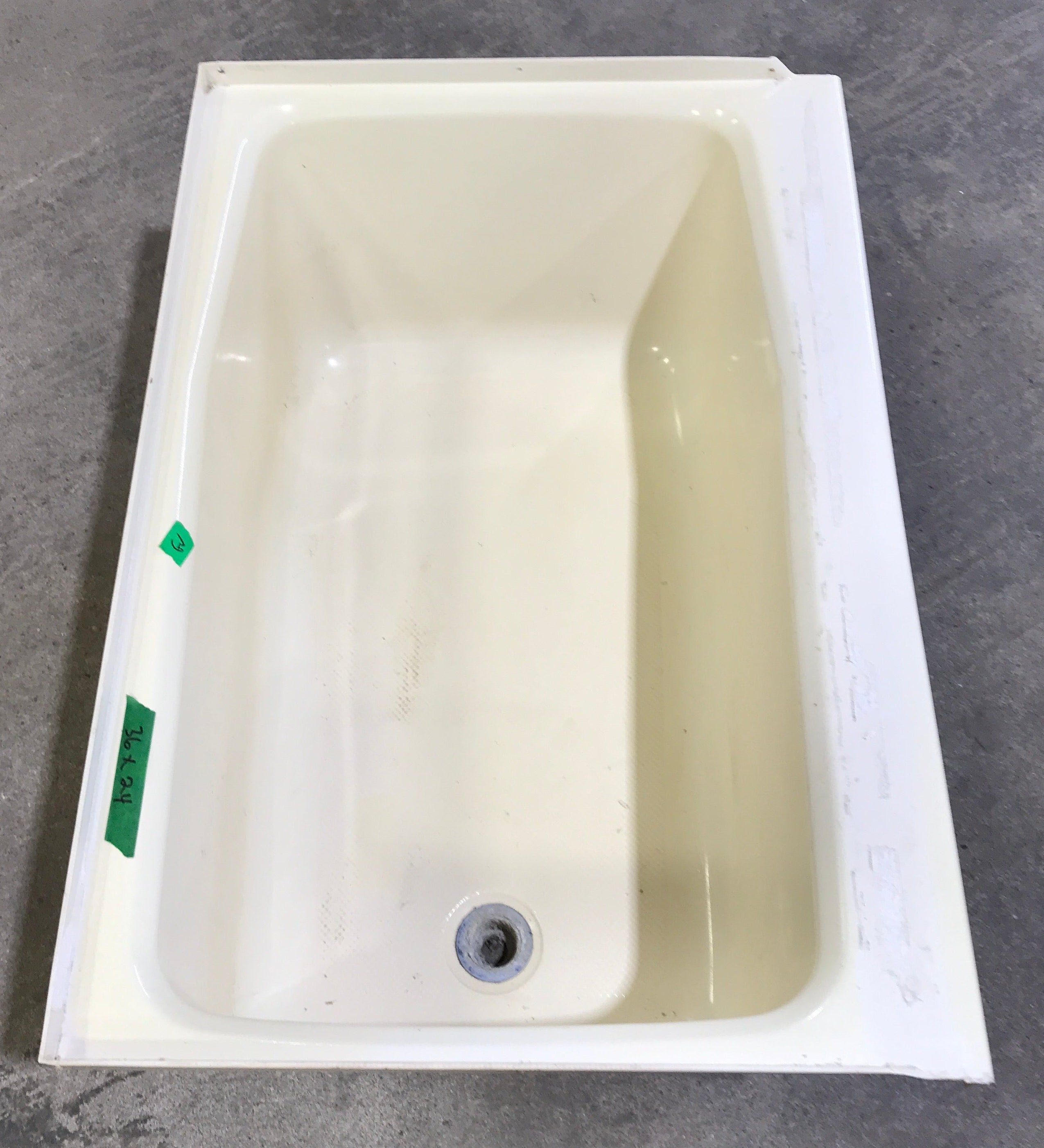Used RV Bath Tub 36” L x 24 W ” - Left Hand Drain