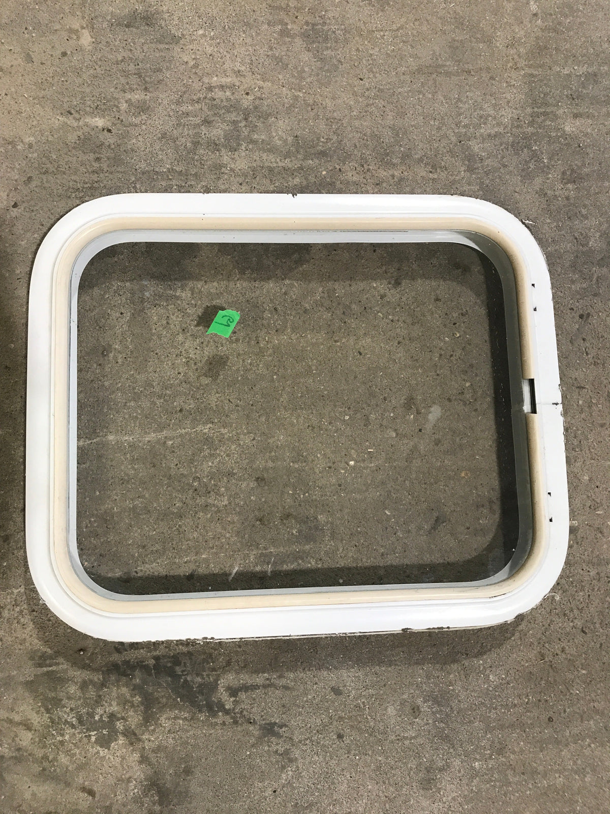 Used White Radius Non Opening Window : 17 1/2