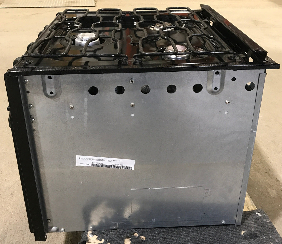 Used Magic Chef 3 Burner RV Range / Cooktop - CLY1610BDB