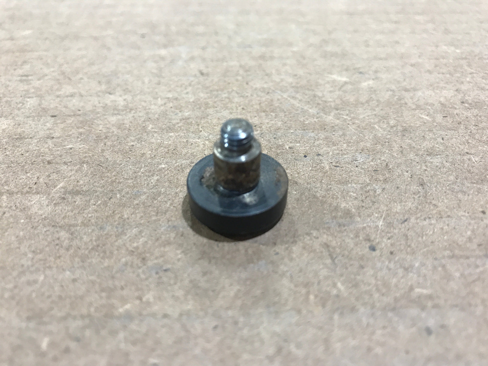 Used Norcold Fridge Door Hinge Pin - 618145